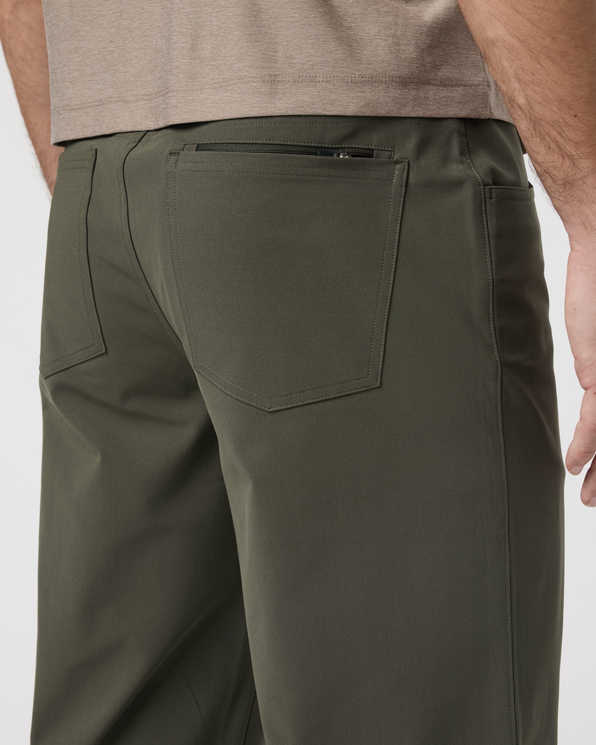 Meta Pant Relaxed Fit 32" | Dark Oregano