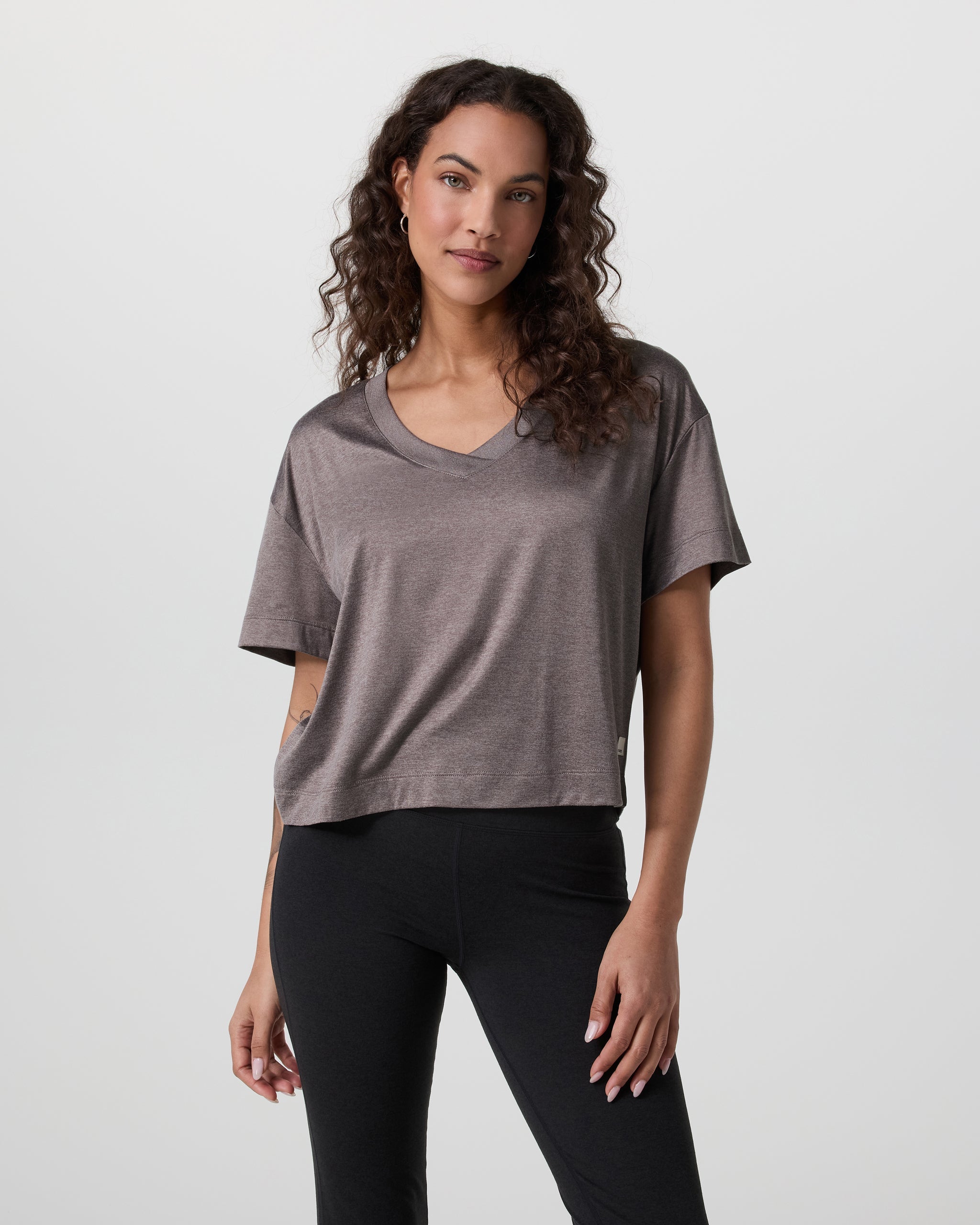 Short Sleeve Energy V-Neck Tee | Chia Heather