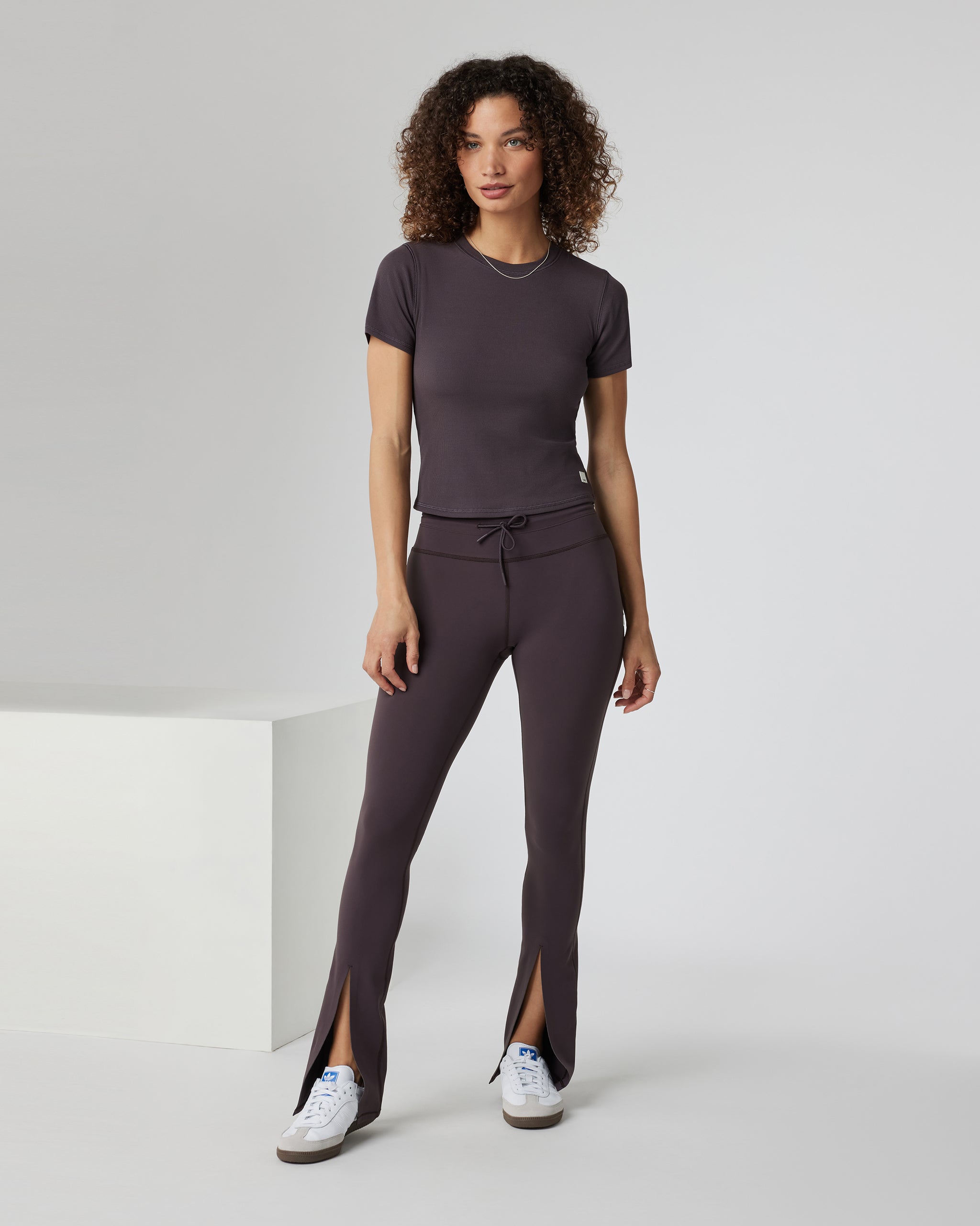 Pose Fitted Tee | Sangria