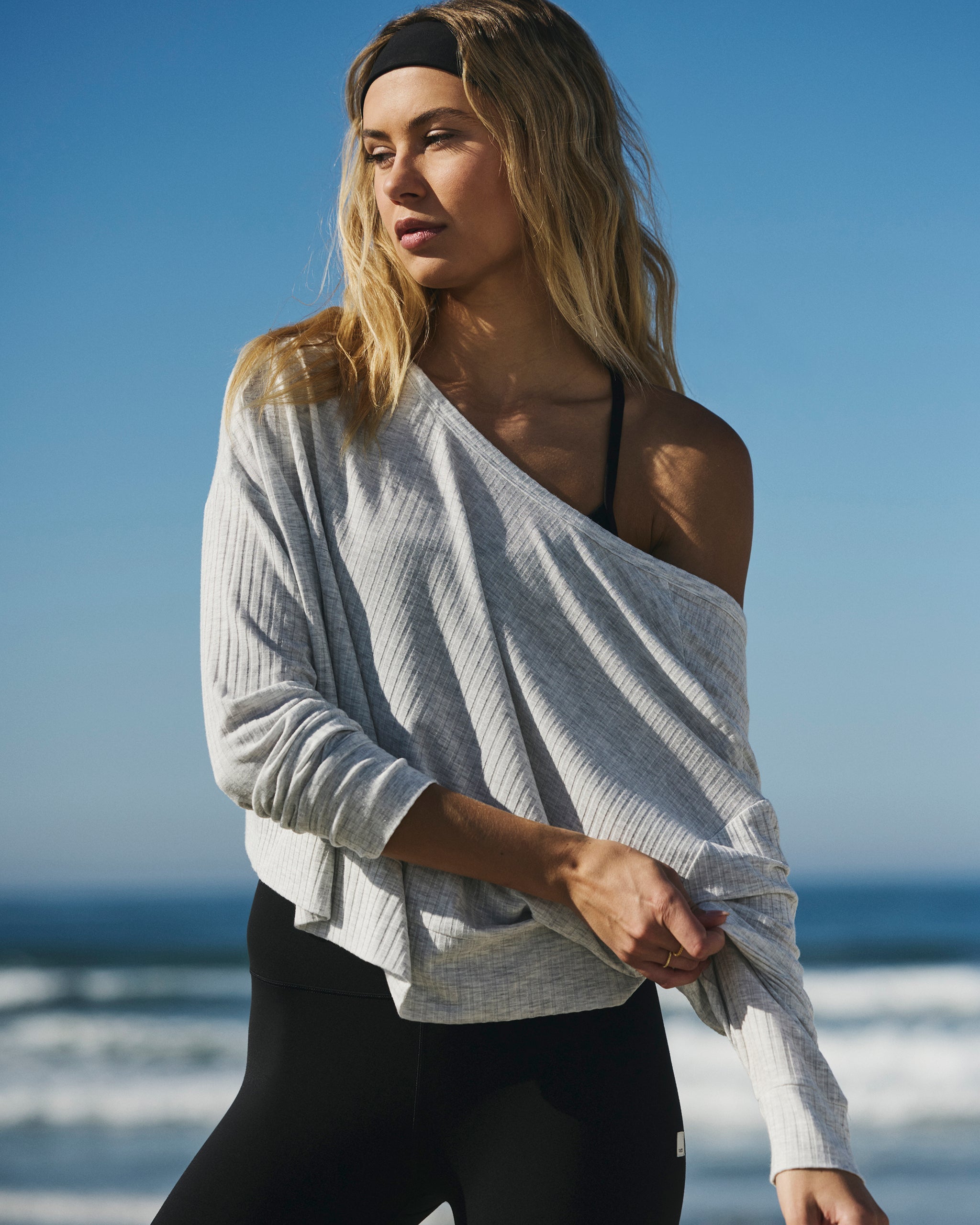 Long Sleeve Twist Top | Light Heather Grey