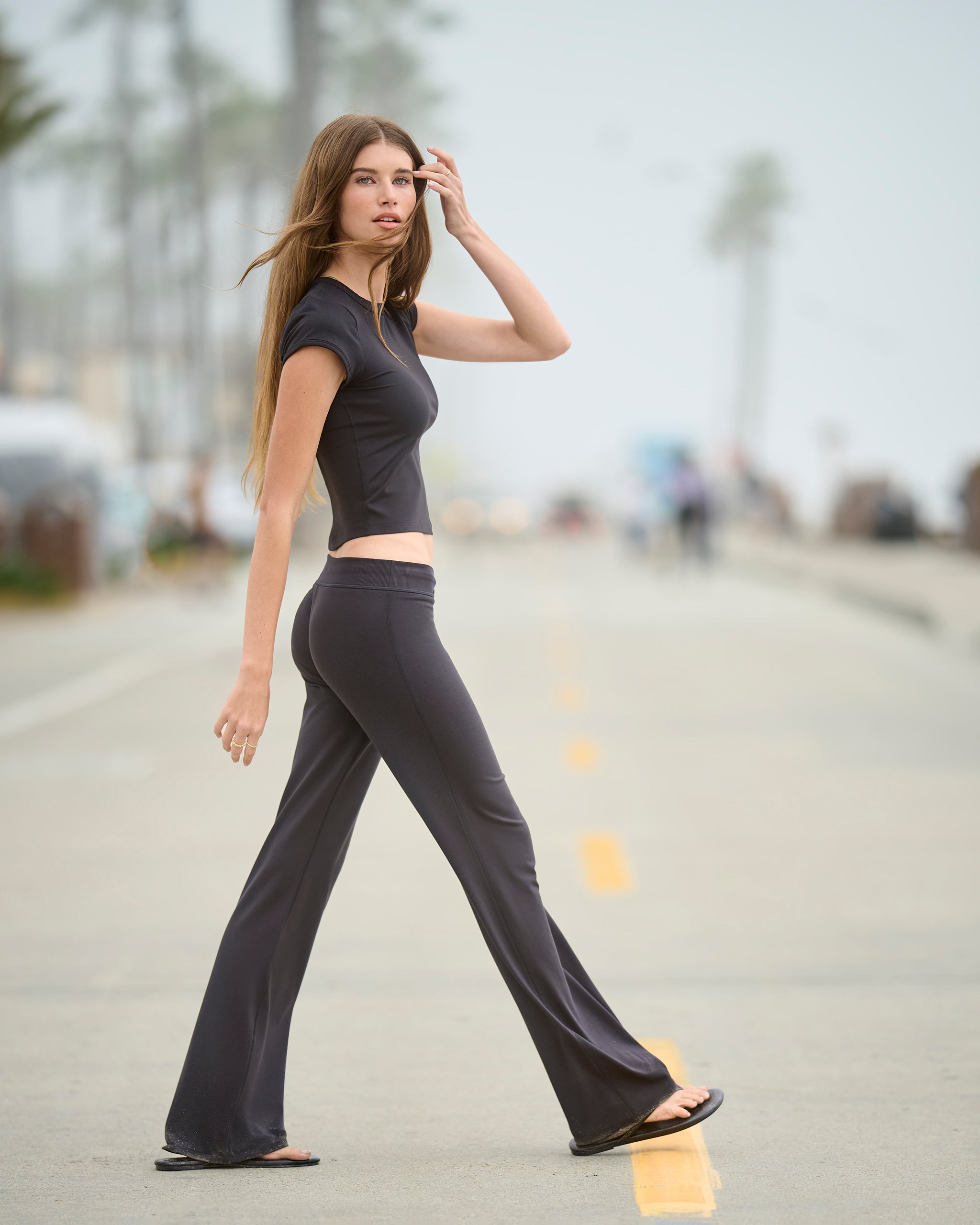 Halo Low Rise Slim Flare Pant | Solid Black