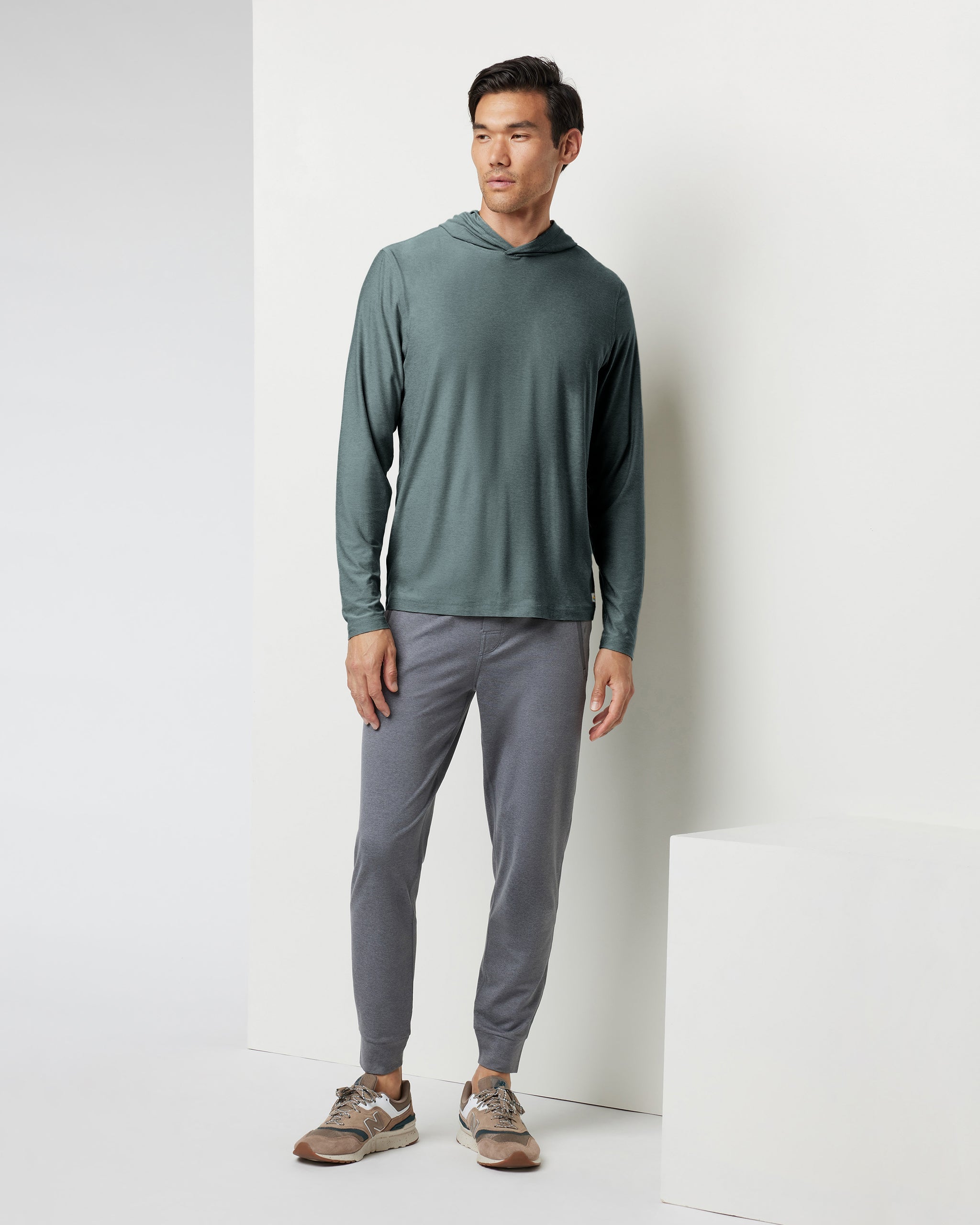 Strato Tech Hoodie | Smoked Beryl