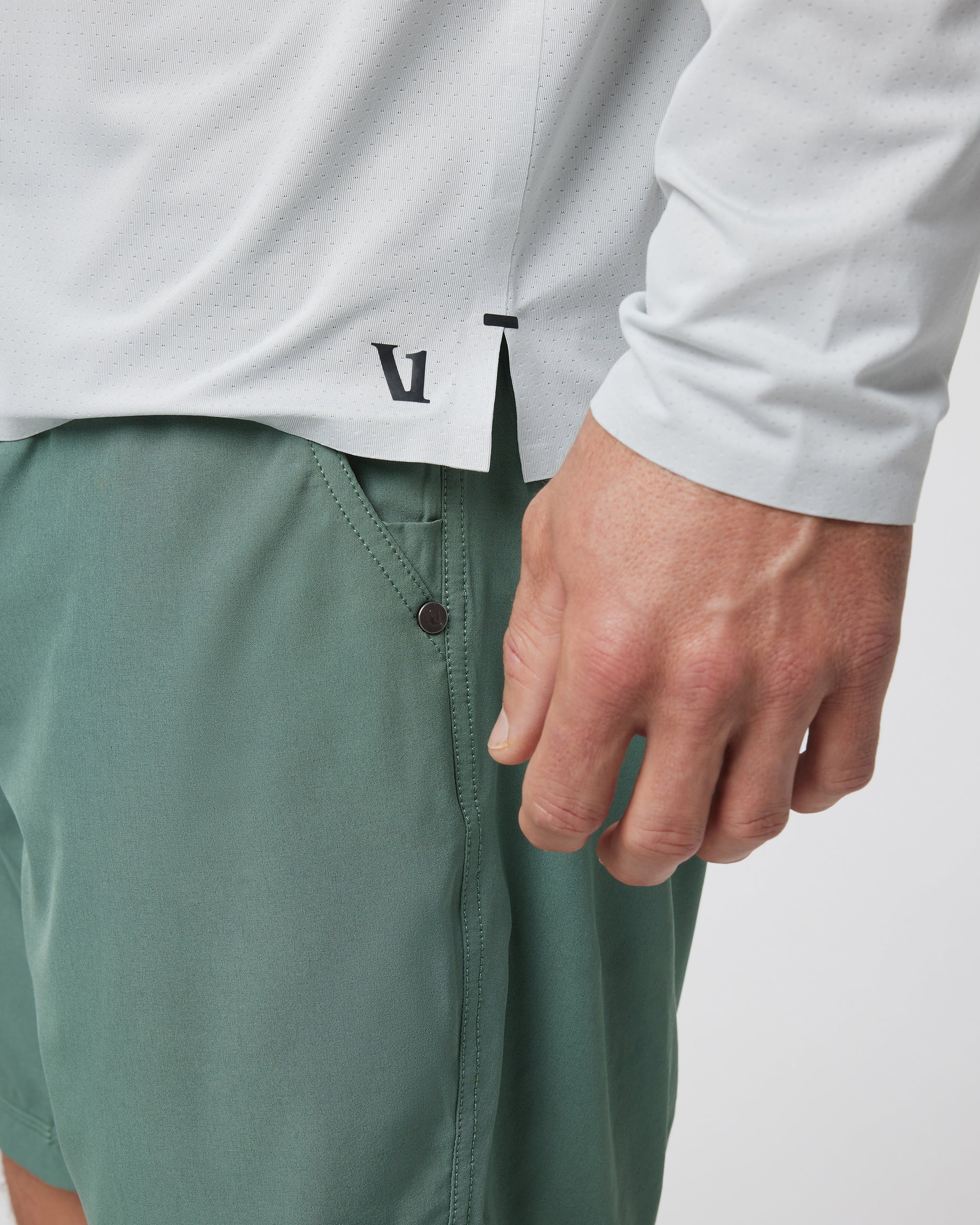 Long Sleeve Viewpoint Performance Tee | Sky Grey
