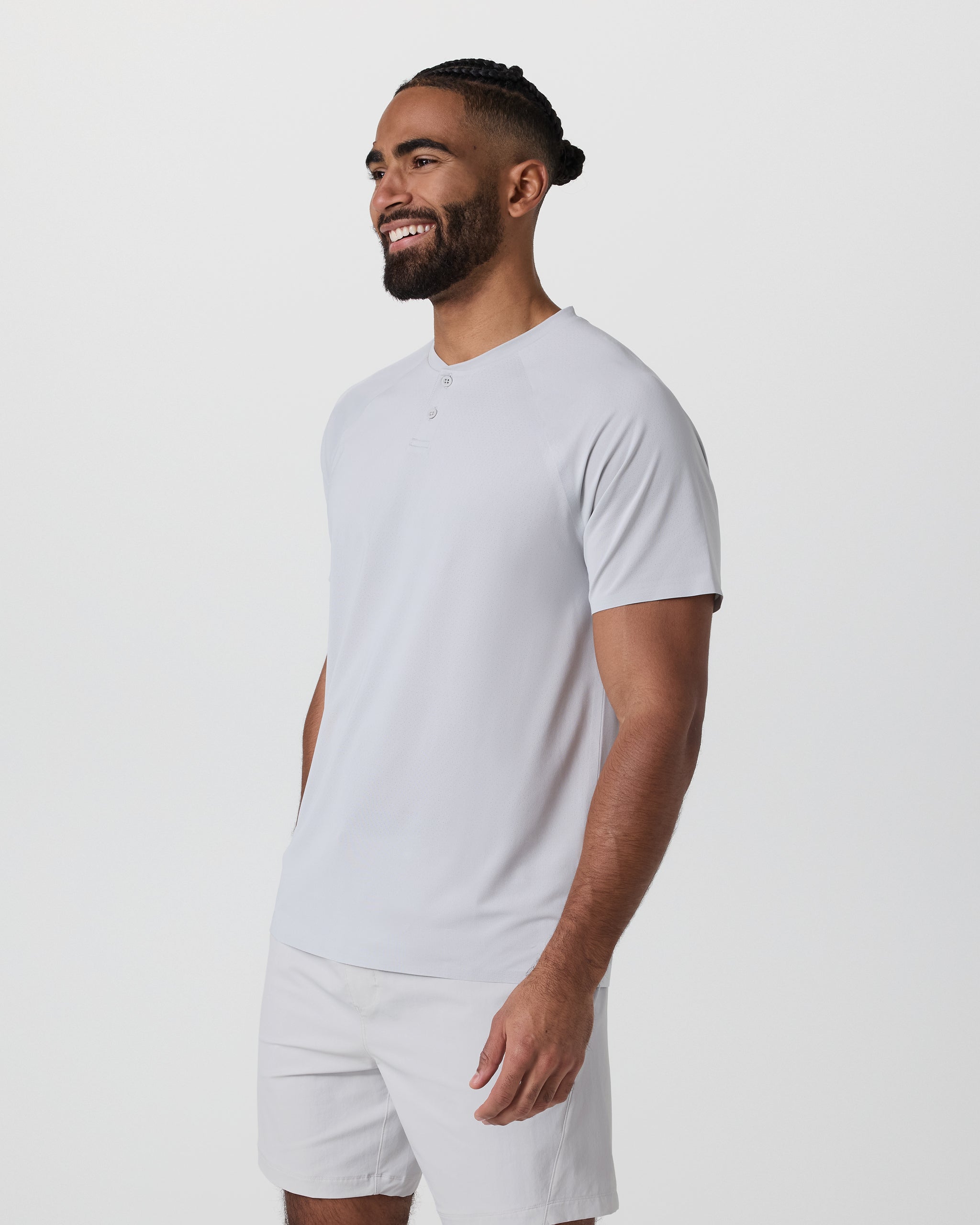 Short Sleeve Viewpoint Henley | Sky Grey