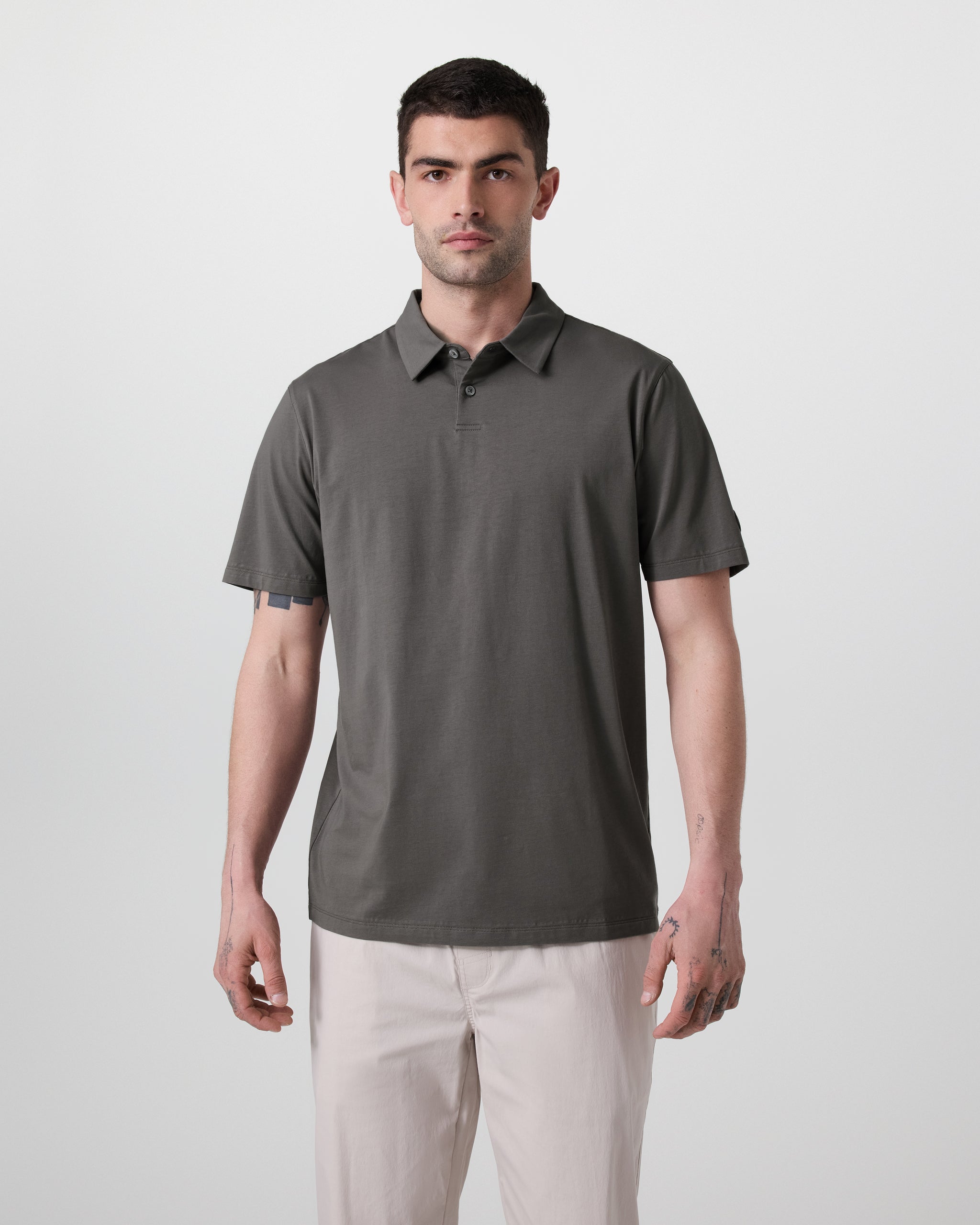 Short Sleeve Feather Polo | Warm Grey
