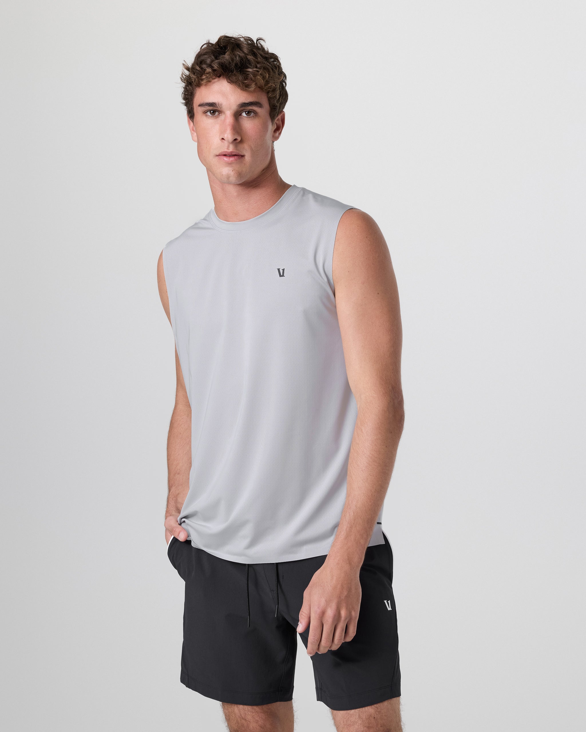 Viewpoint Muscle Tank | Sky Grey