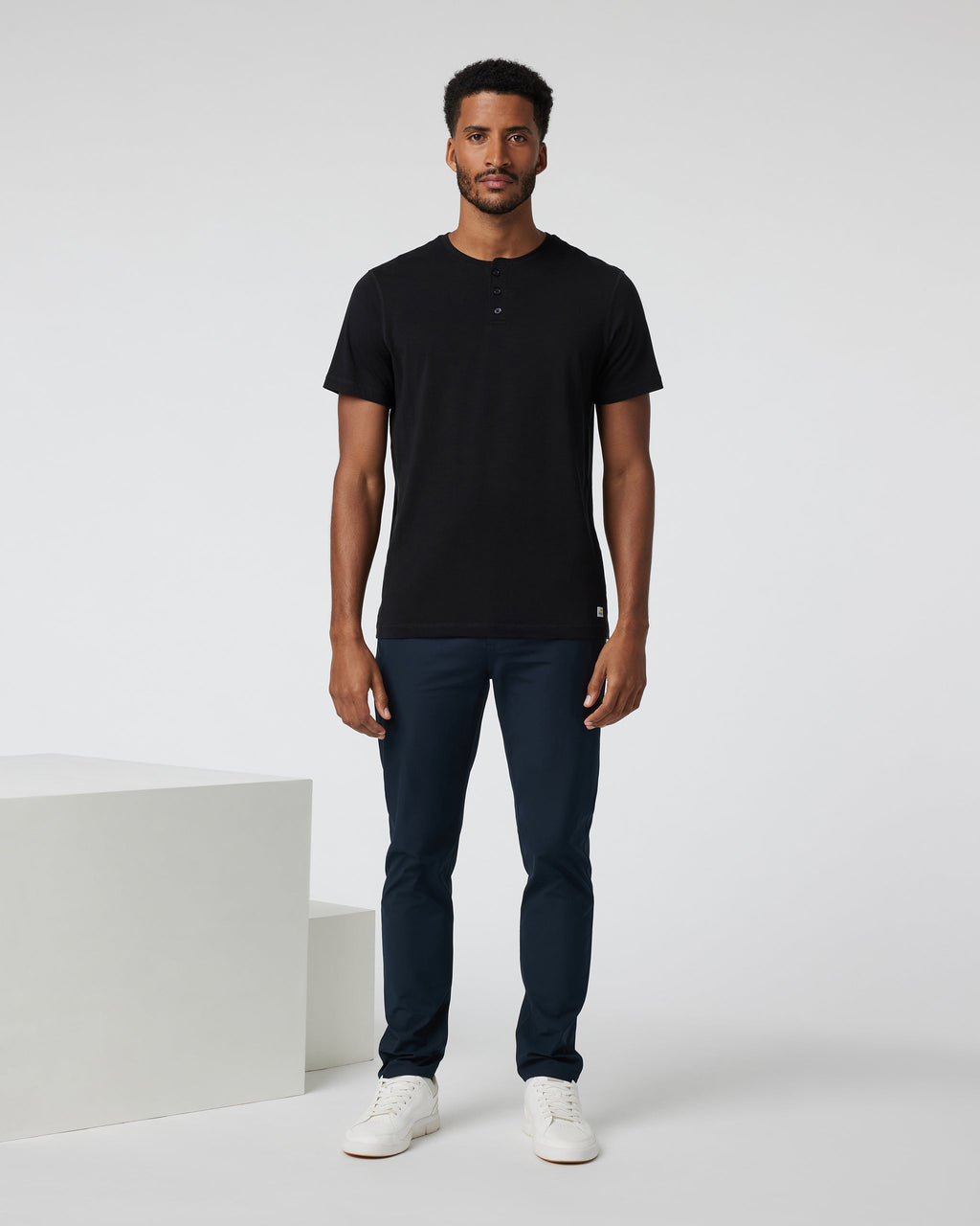 Short-Sleeve Tuvalu Henley | Black