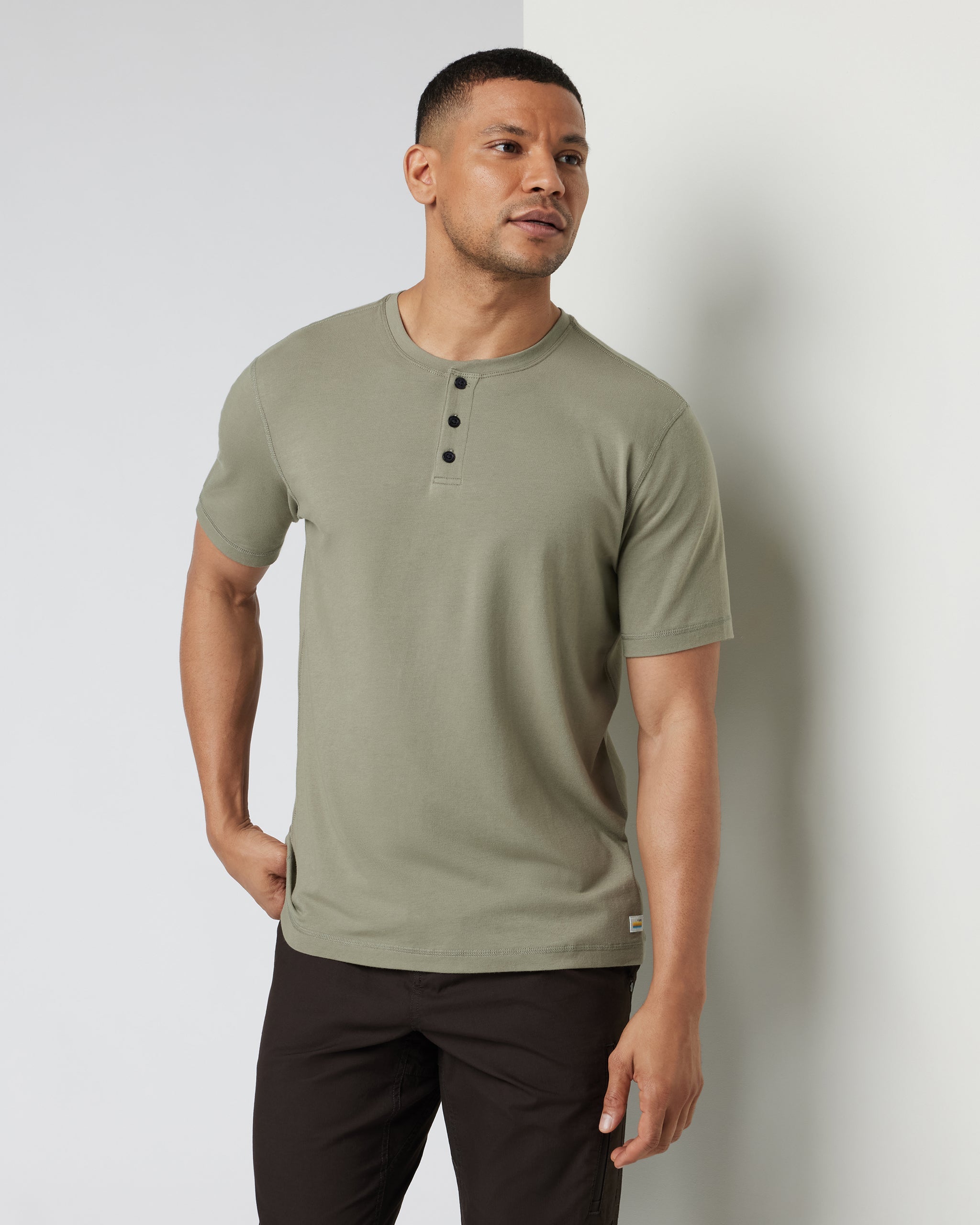 Short-Sleeve Tuvalu Henley | Metal