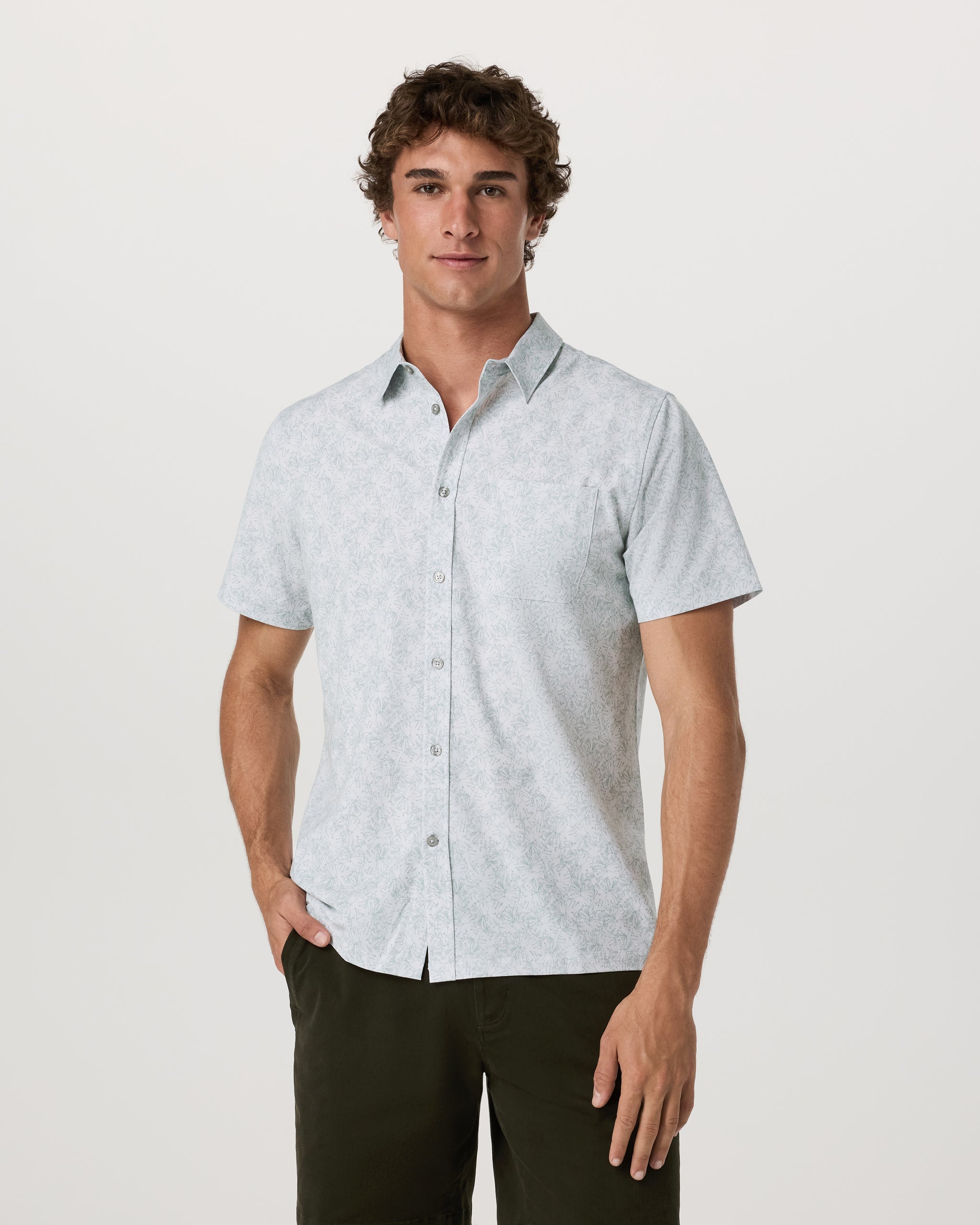 Short Sleeve Bridge Button Down | Frost Grey Water Lily