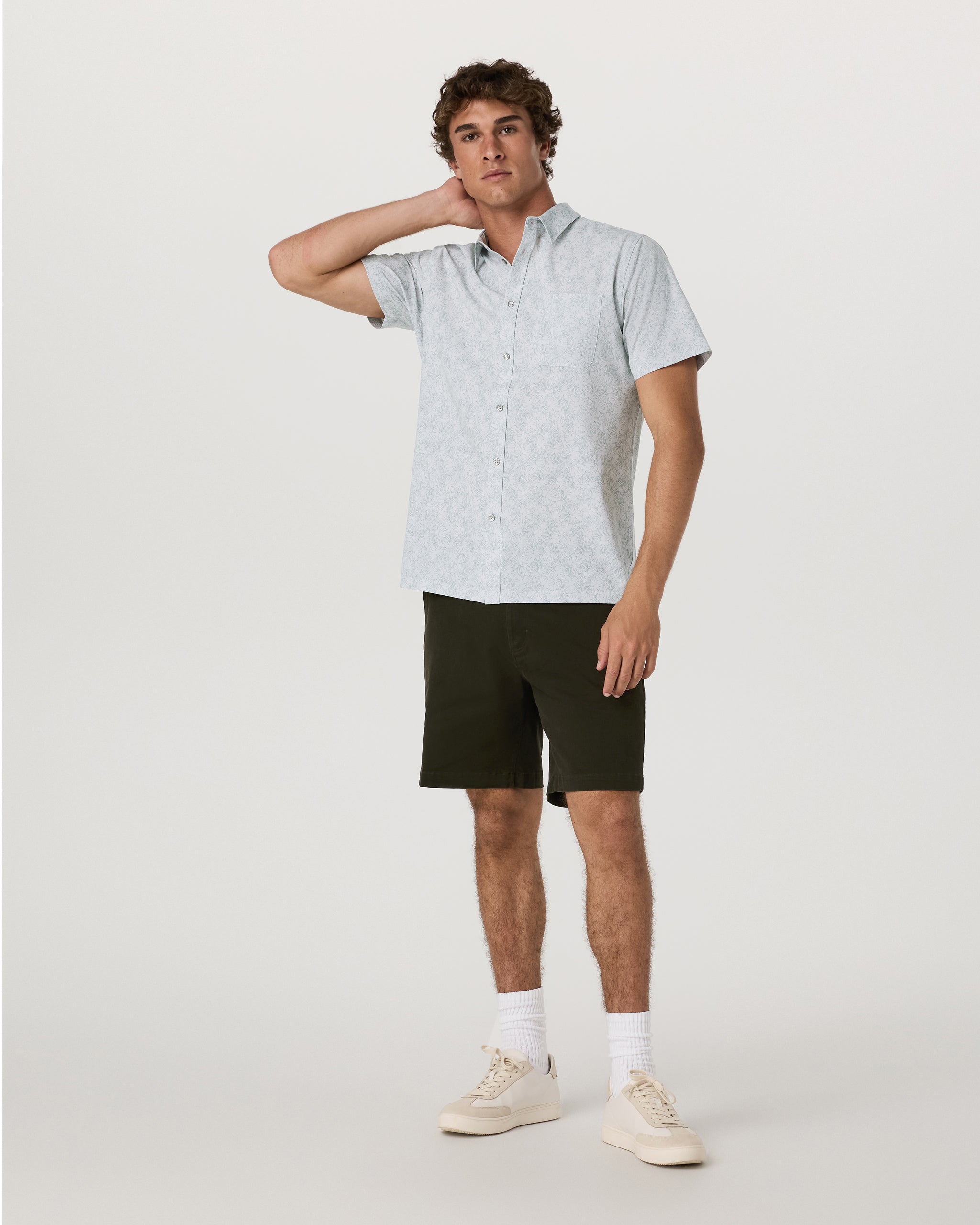 Short Sleeve Bridge Button Down | Frost Grey Water Lily