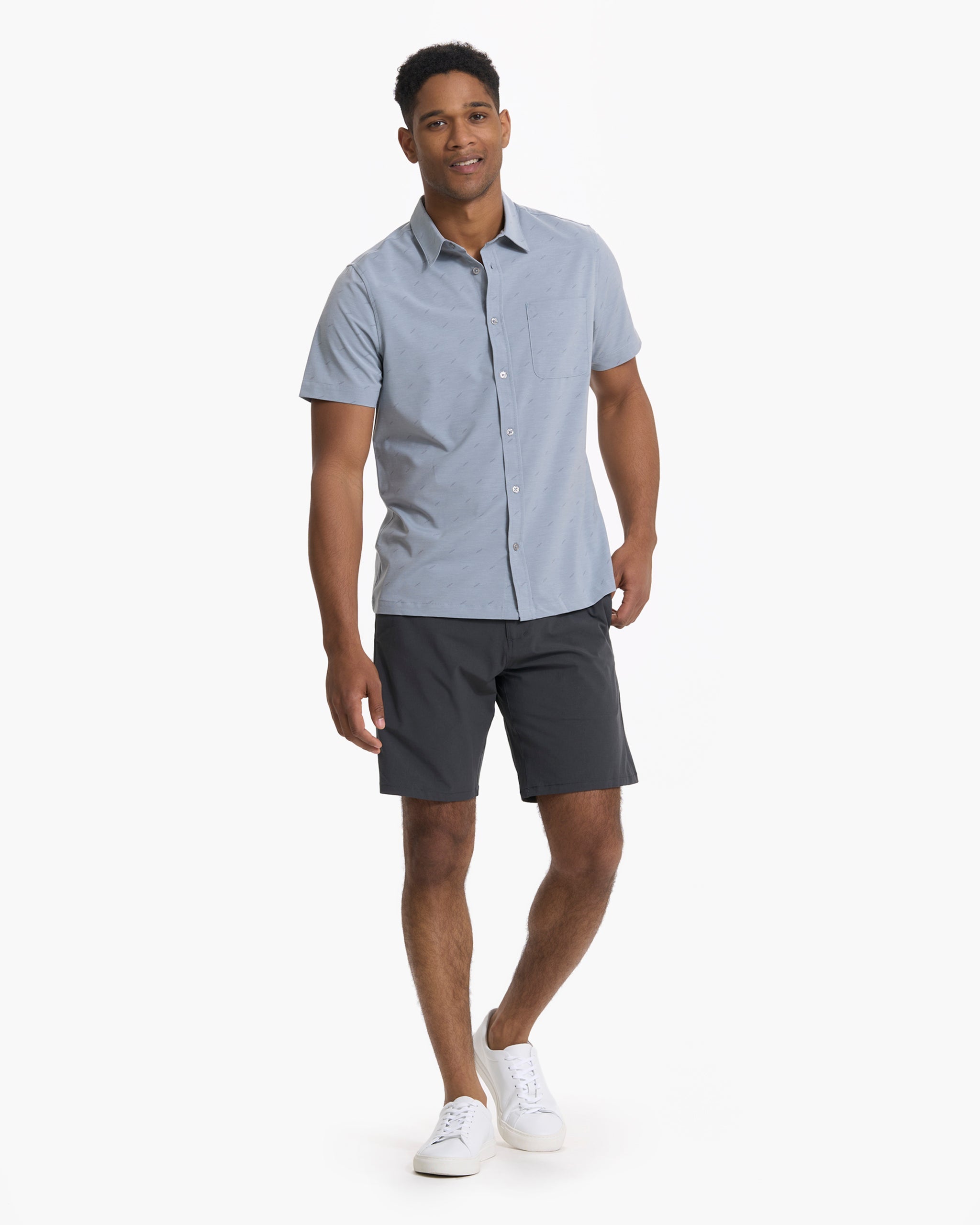 Short-Sleeve Bridge Button Down | Light Cloud Daggers