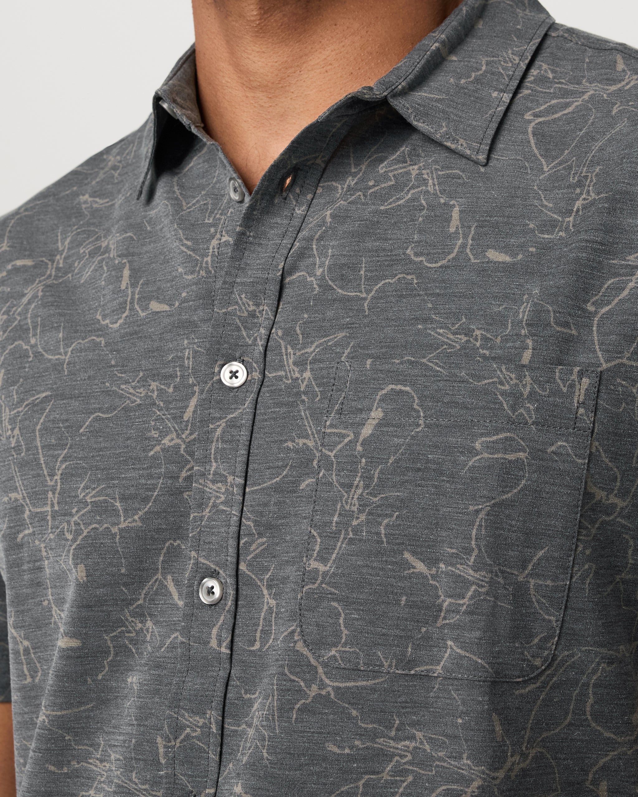 Short Sleeve Bridge Button Down | Root Drawn