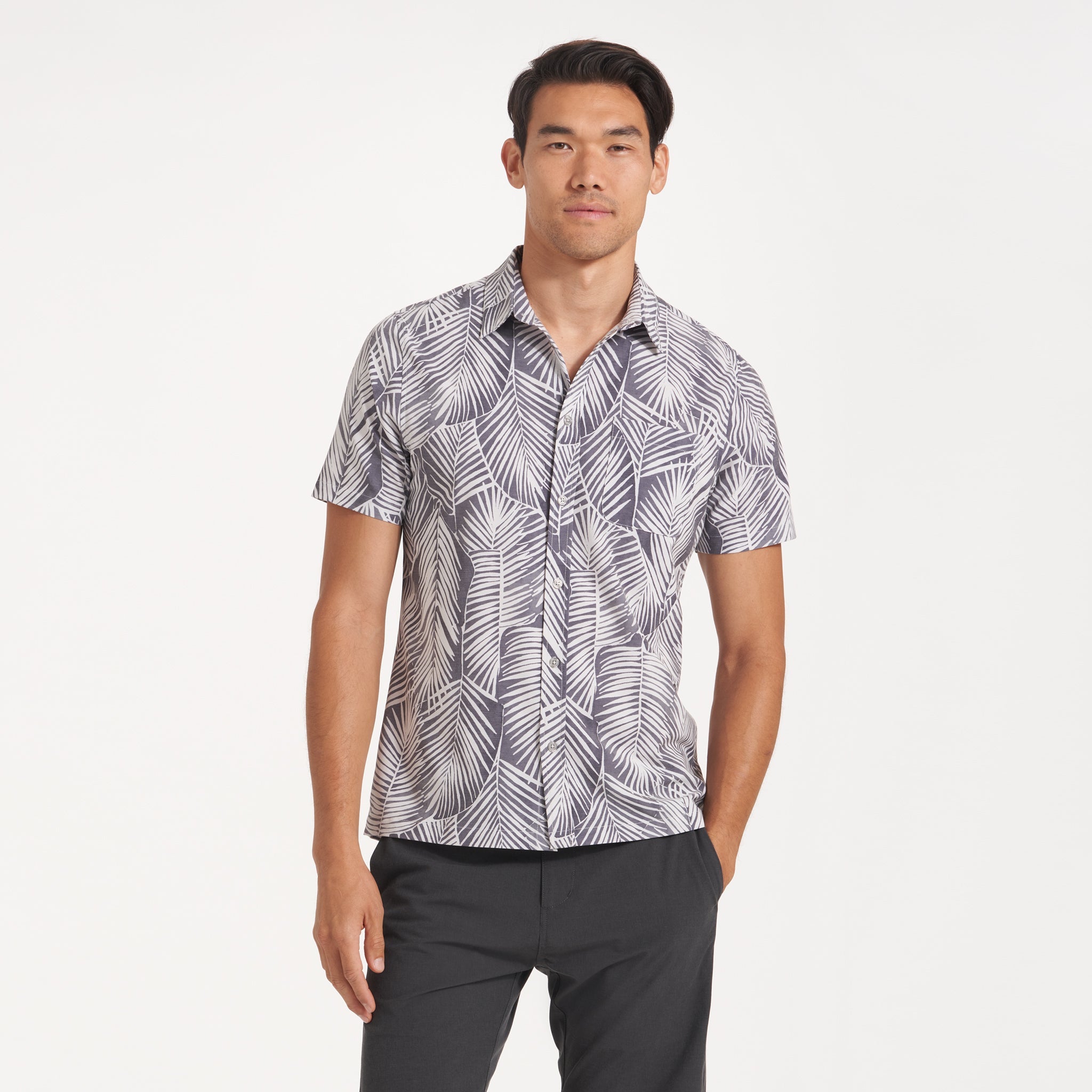 Short-Sleeve Bridge Button Down | Smoke Fronds