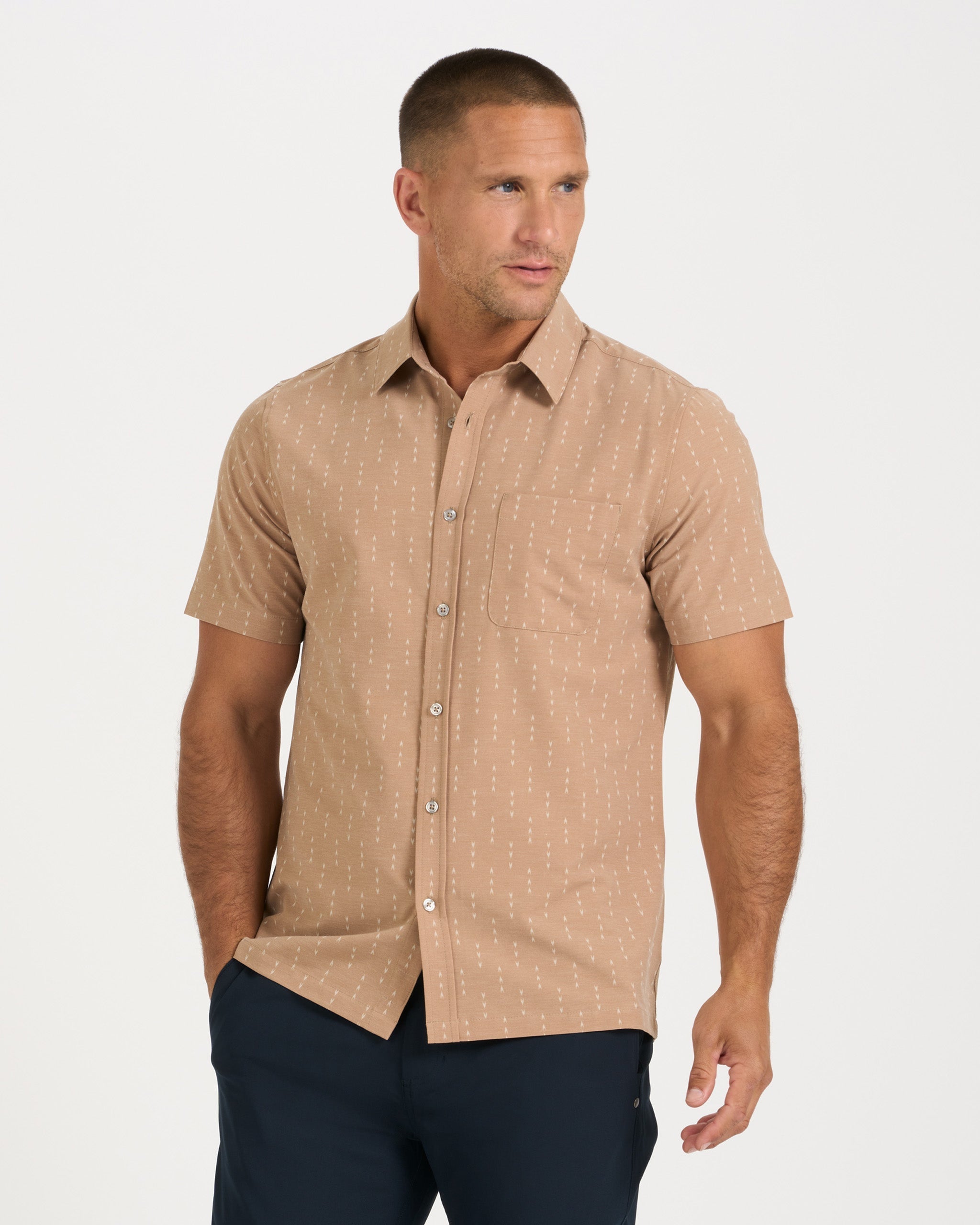 Short-Sleeve Bridge Button Down | Wheat Arrows