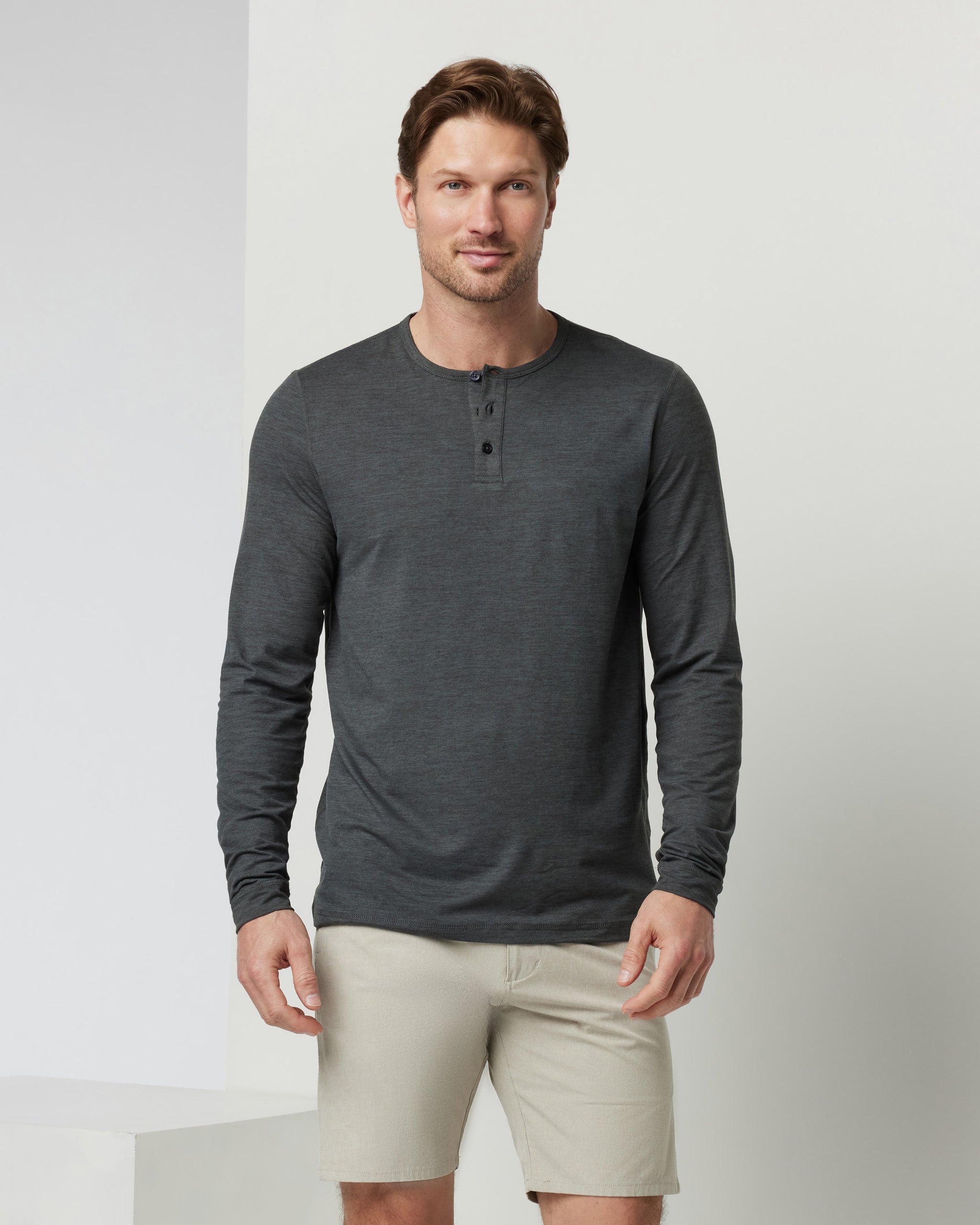 Long-Sleeve Ease Performance Henley | Charcoal Heather