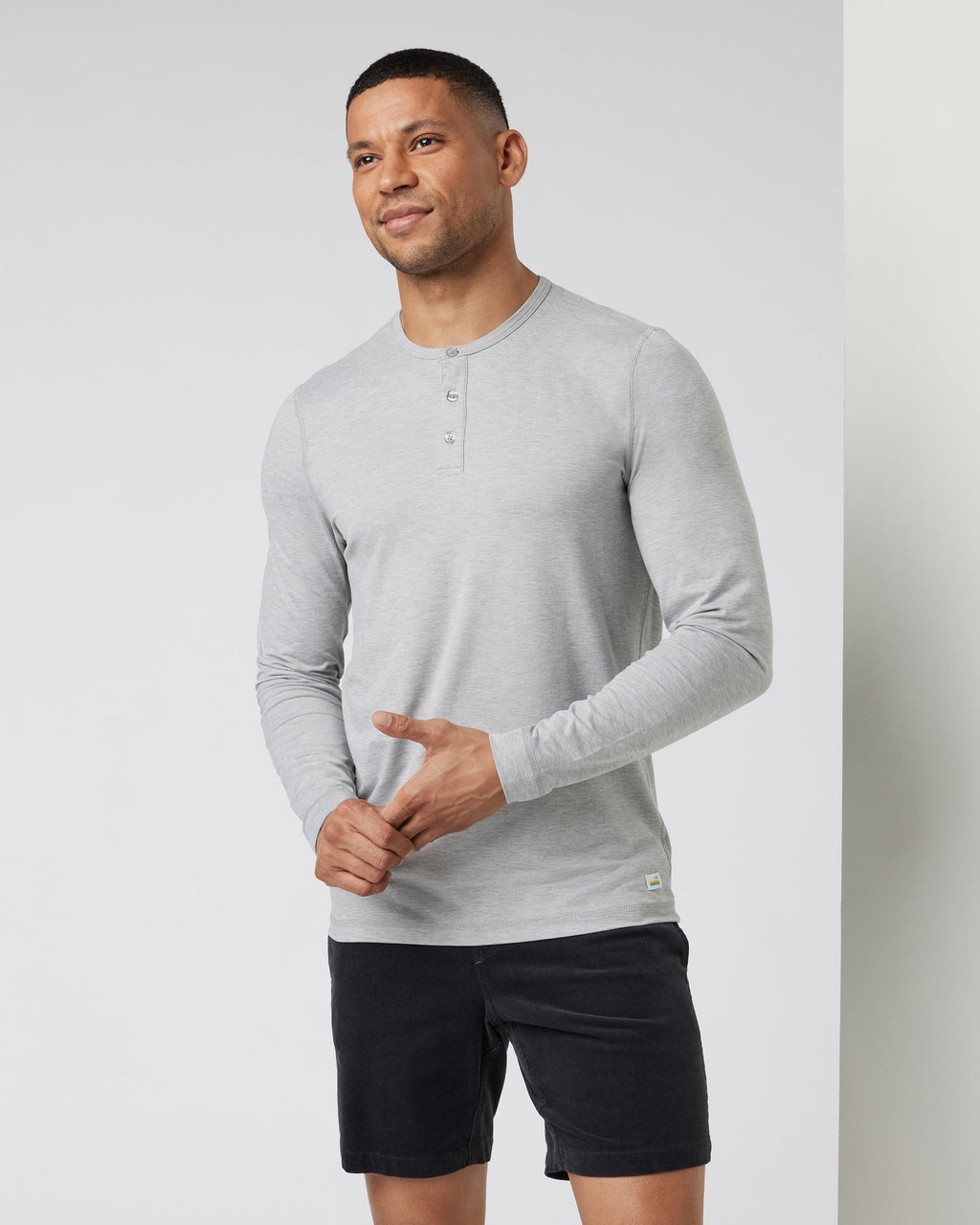 Long-Sleeve Ease Performance Henley | Light Heather Grey