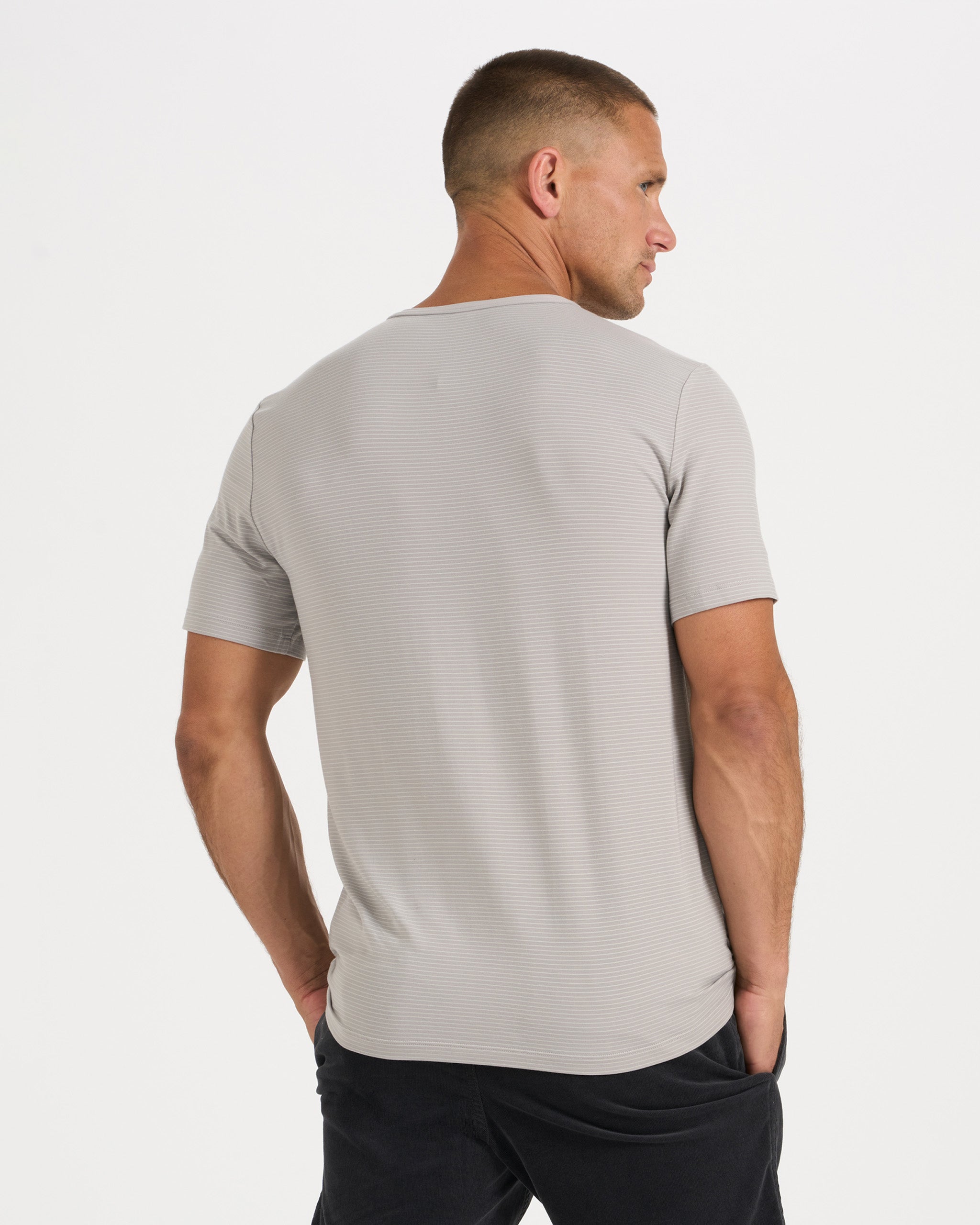 Linear Henley | Fog
