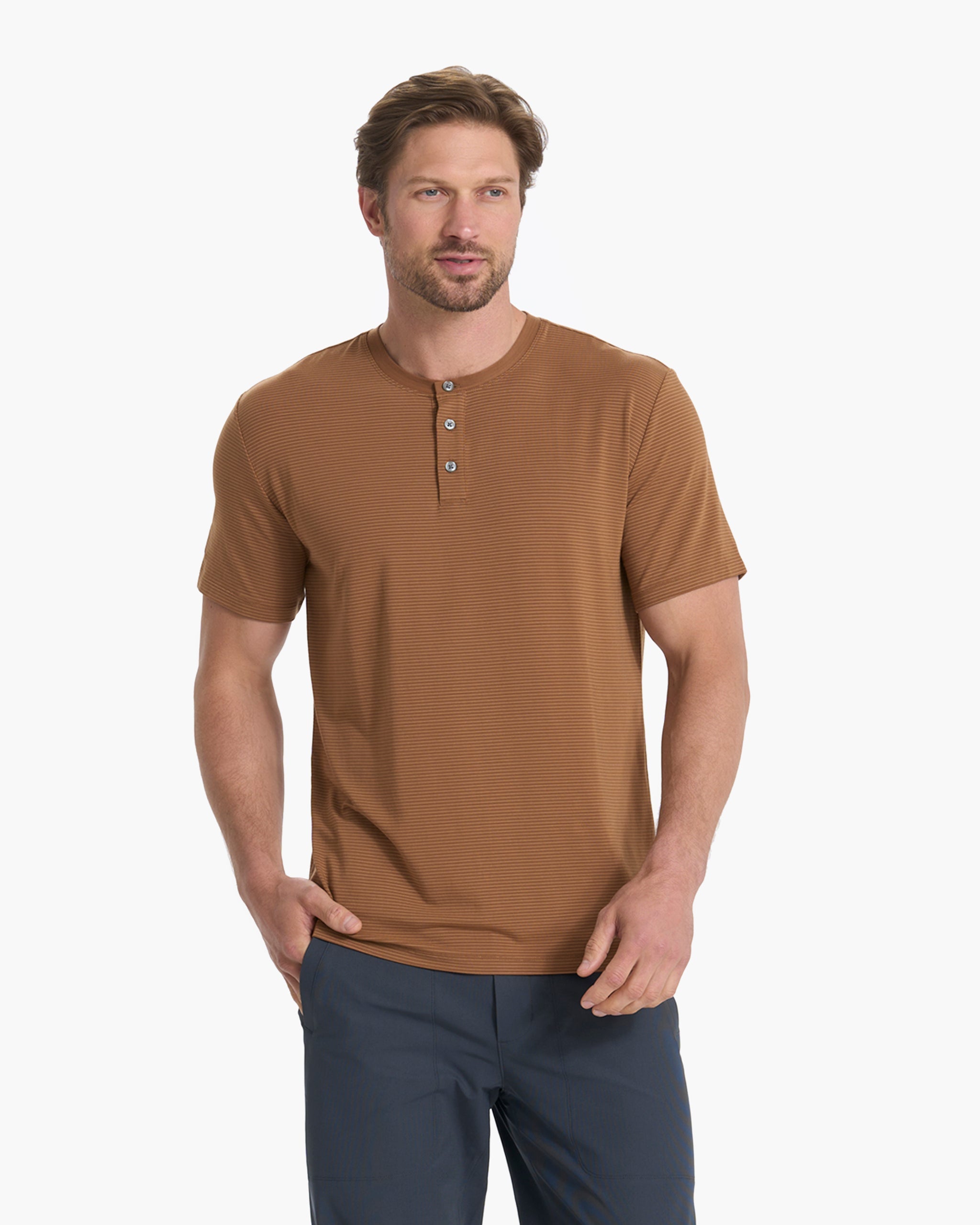 Linear Henley | Rum
