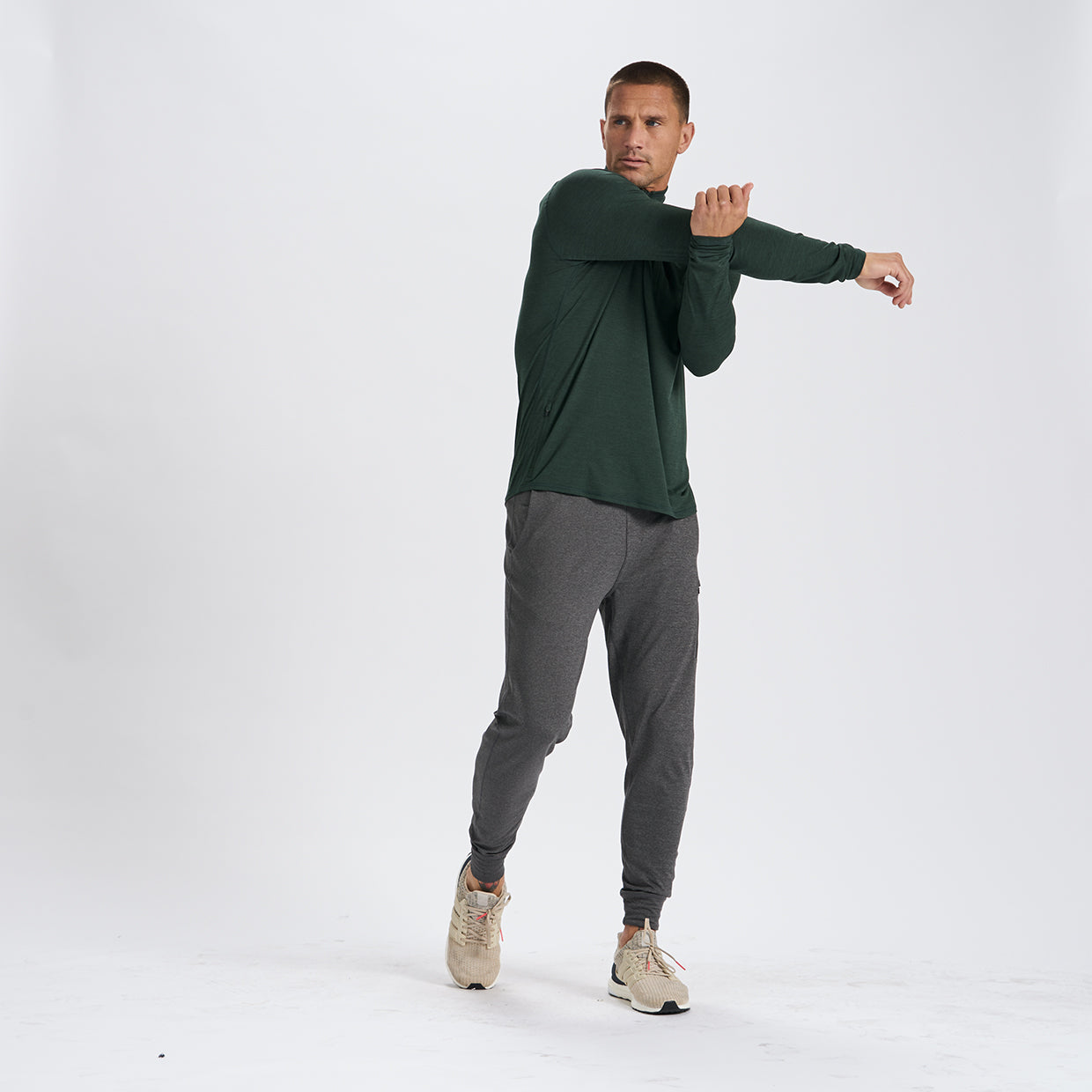 Ease Performance Half Zip | Blackened Green Heather