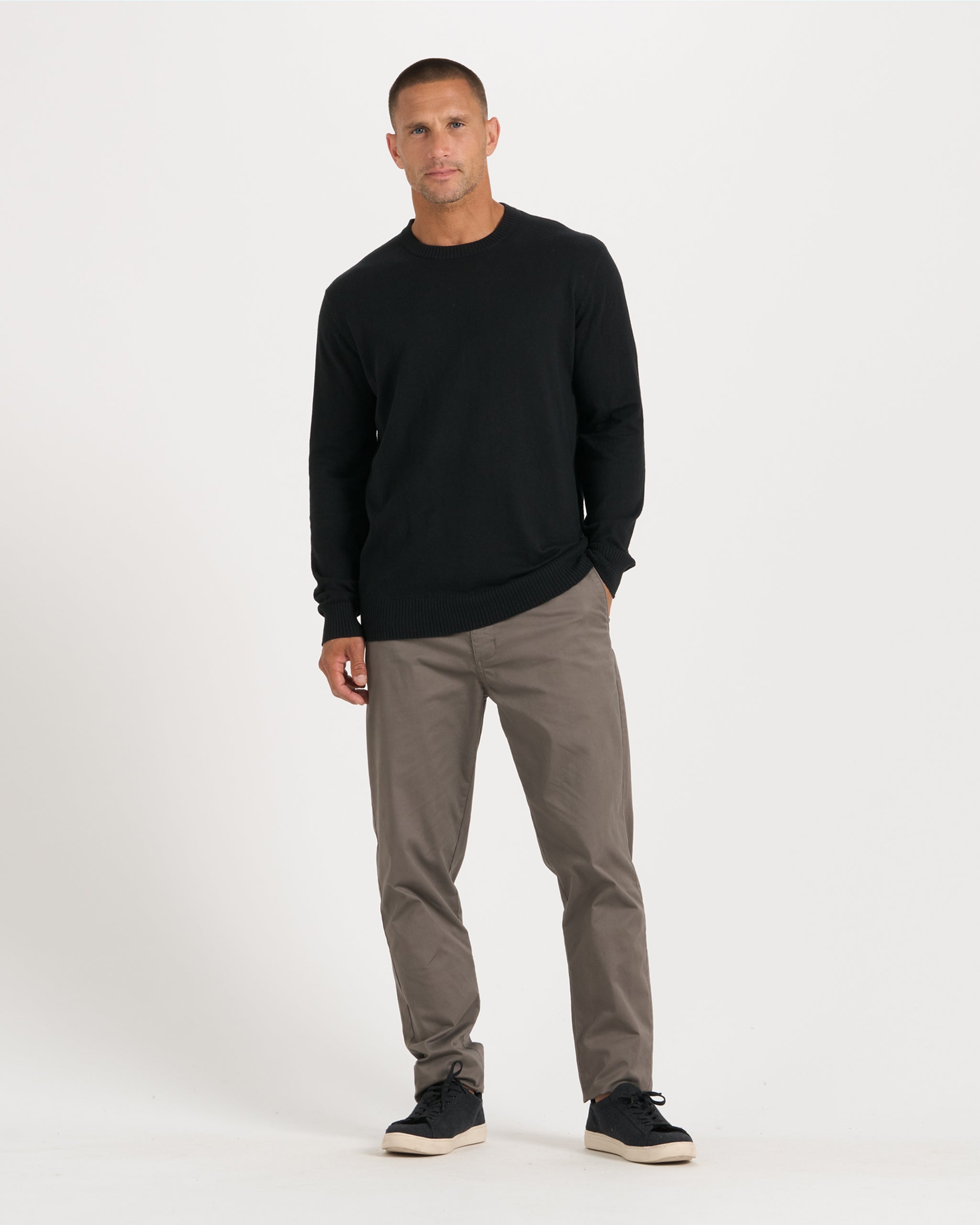 Fluent Sweater | Black