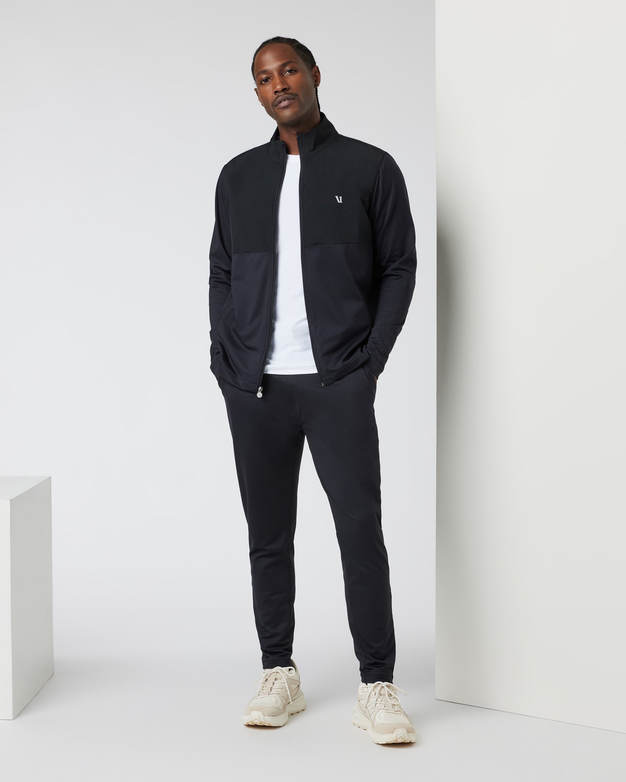 Sunday Element Track Jacket | Black