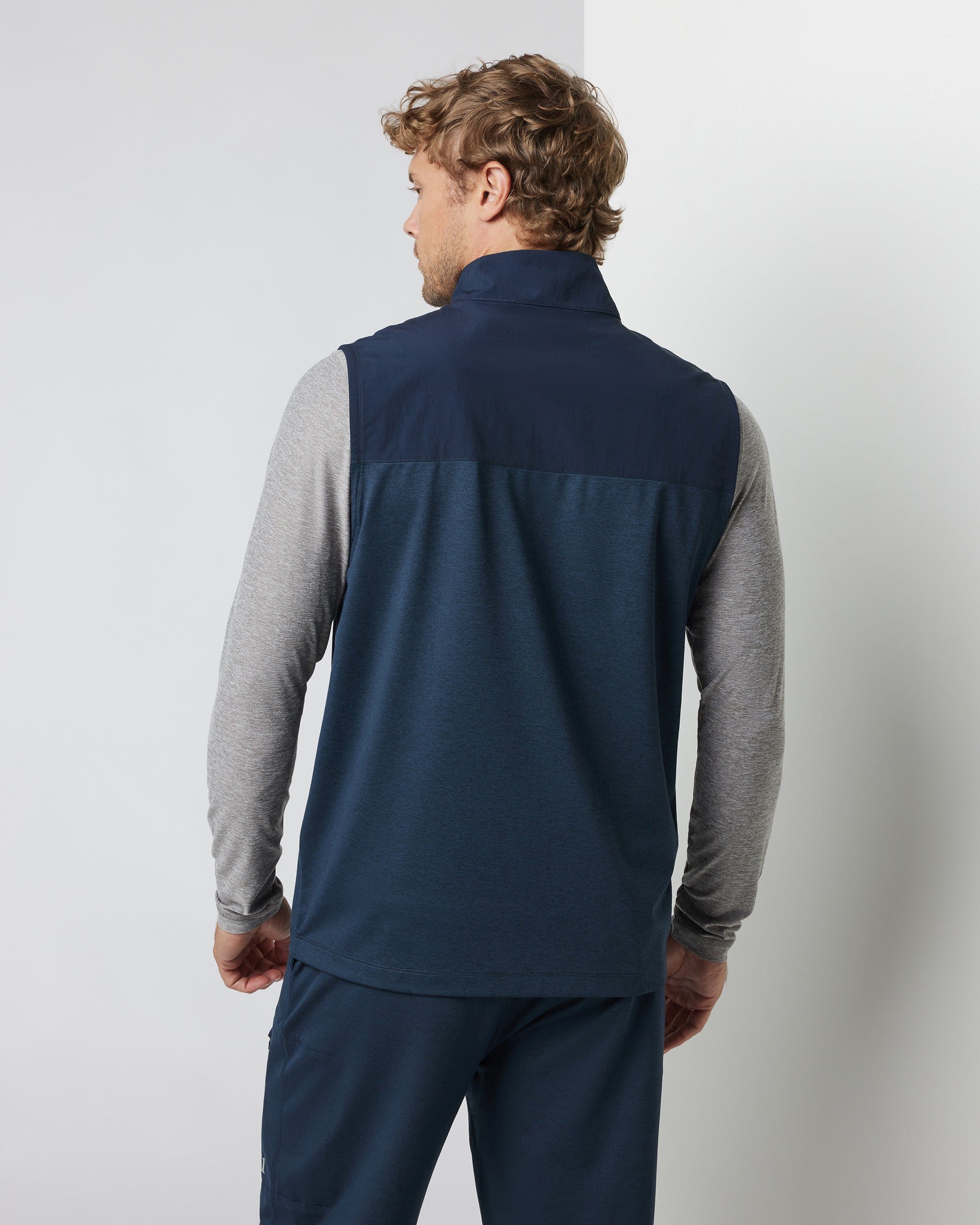 Sunday Element Vest | Ink Heather