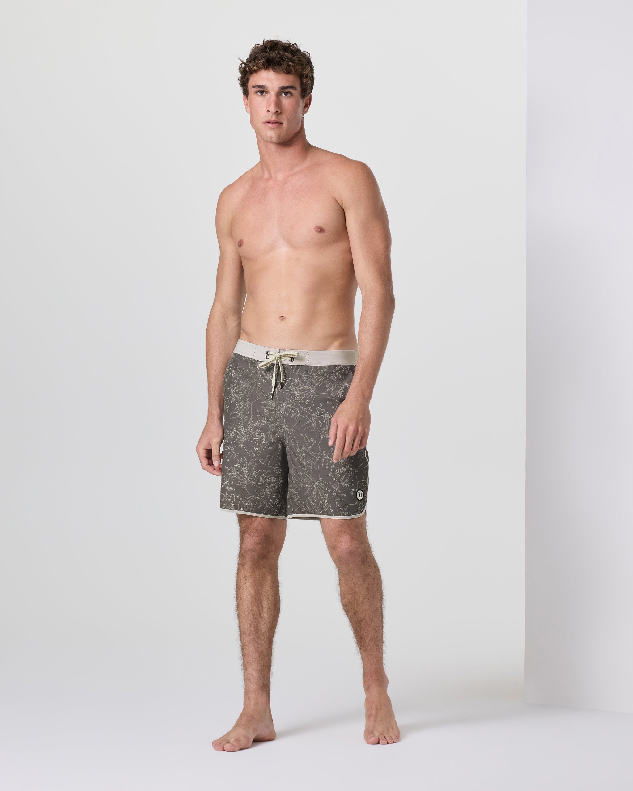 Cruise Boardshort | Warm Grey Water Lily