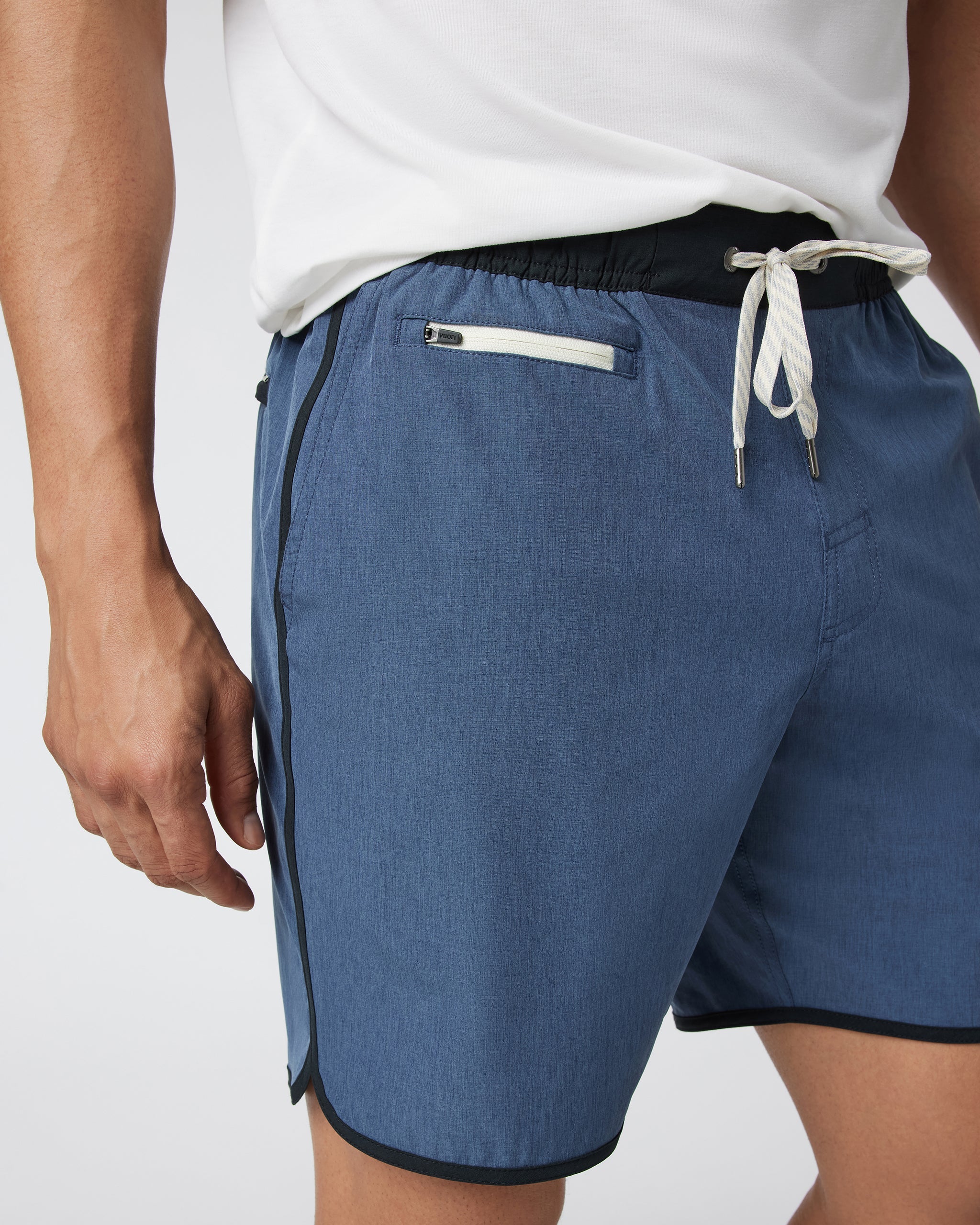 Banks Short | Azure Linen Texture