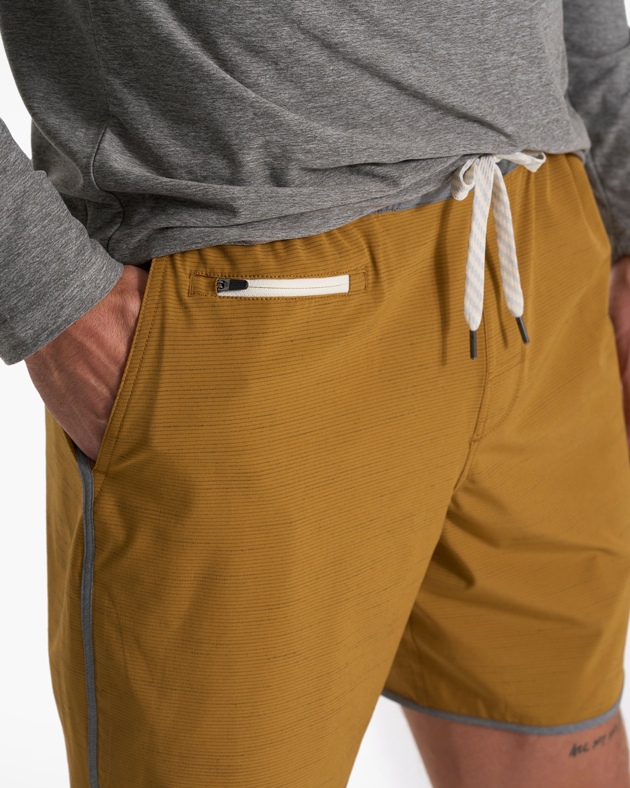 Banks Short | Dark Golden Slub Stripe