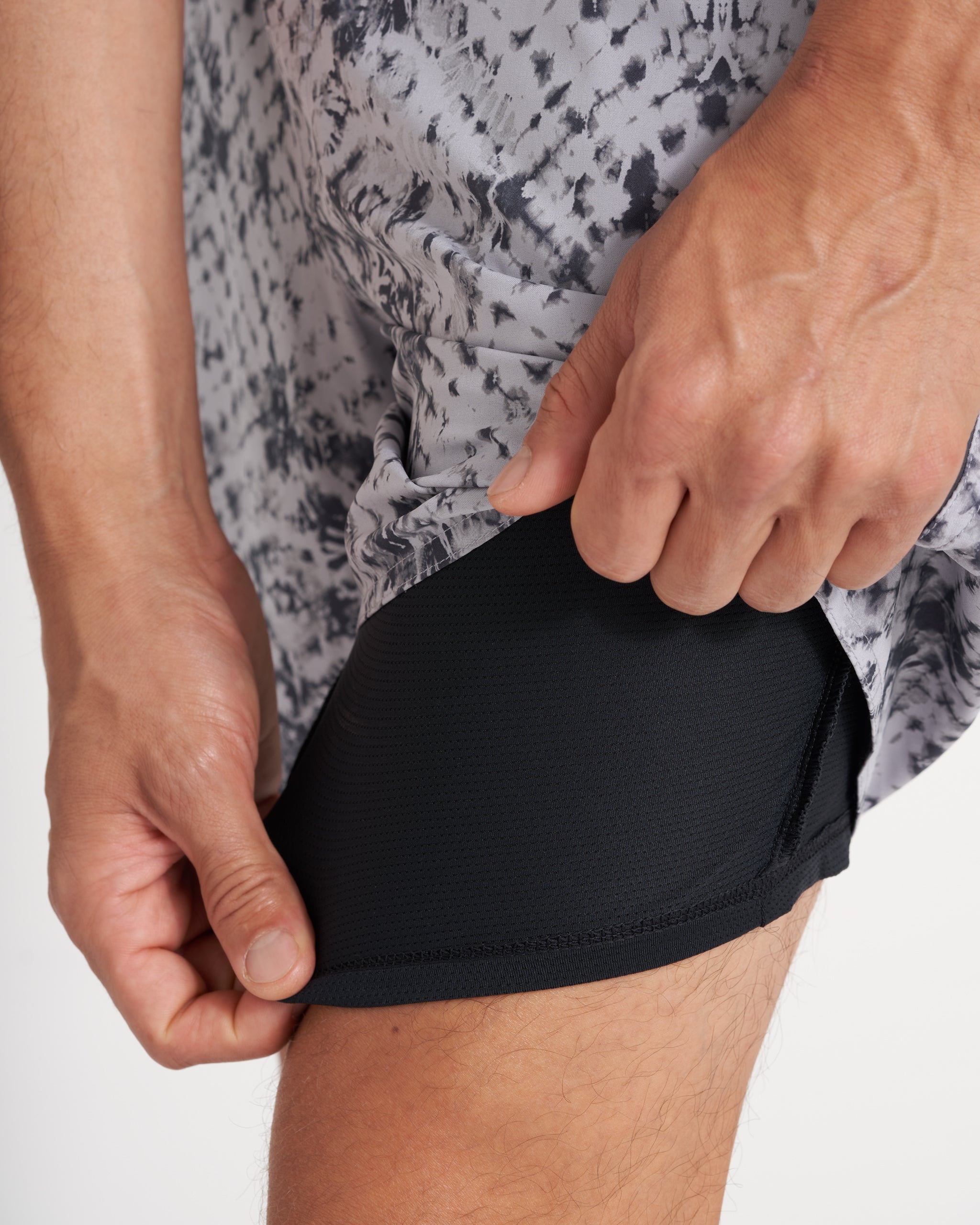 Trail Short | Grey Shibori