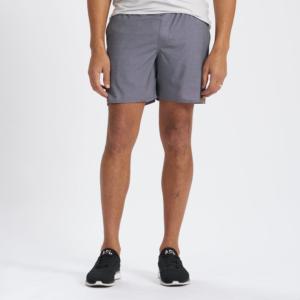 Trail Short | Charcoal Heather Texture