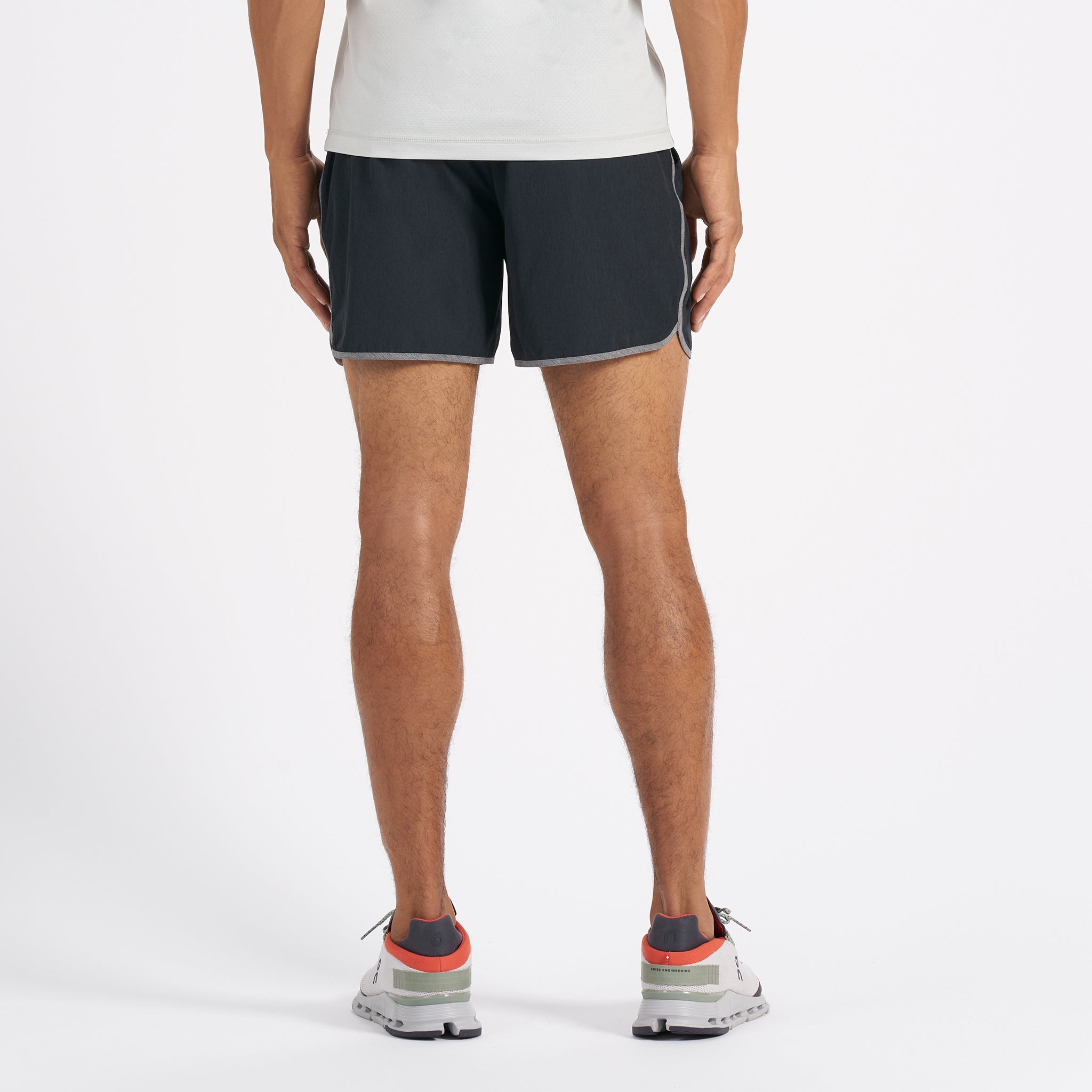 Banks Short 5" | Black Linen Texture