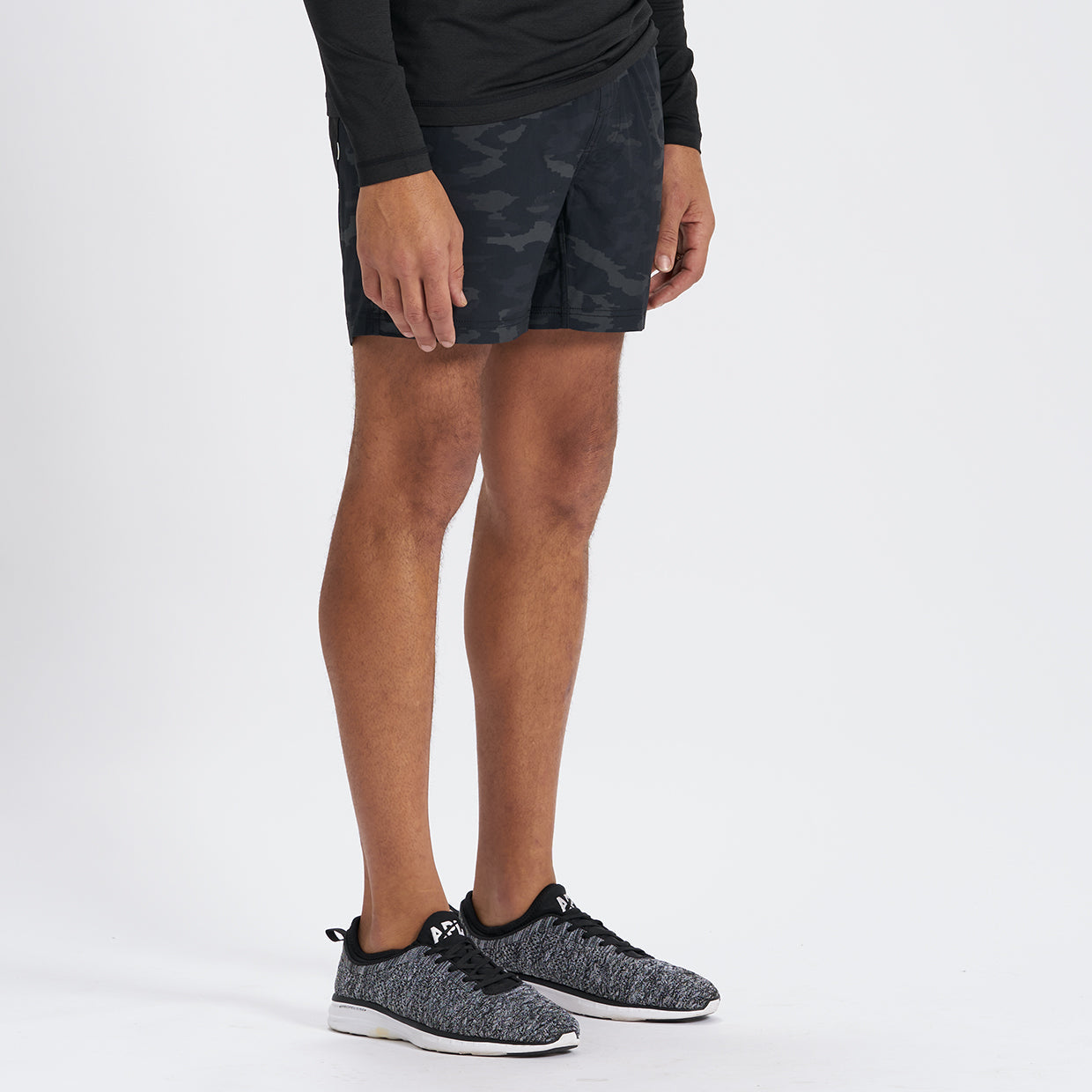 Kore Short Lined 5" | Black Watercolor Camo