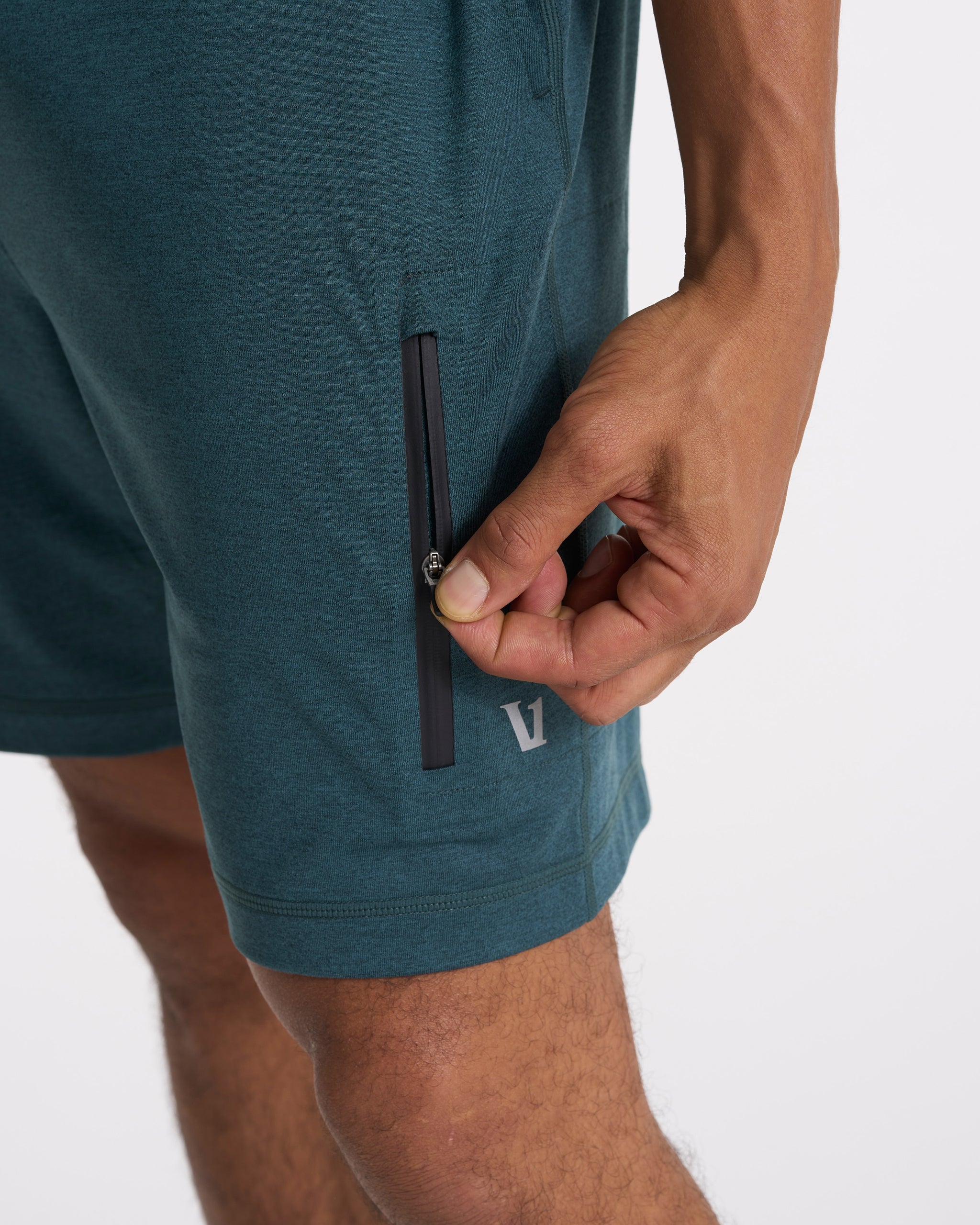 Sunday Performance Short | Beryl Heather