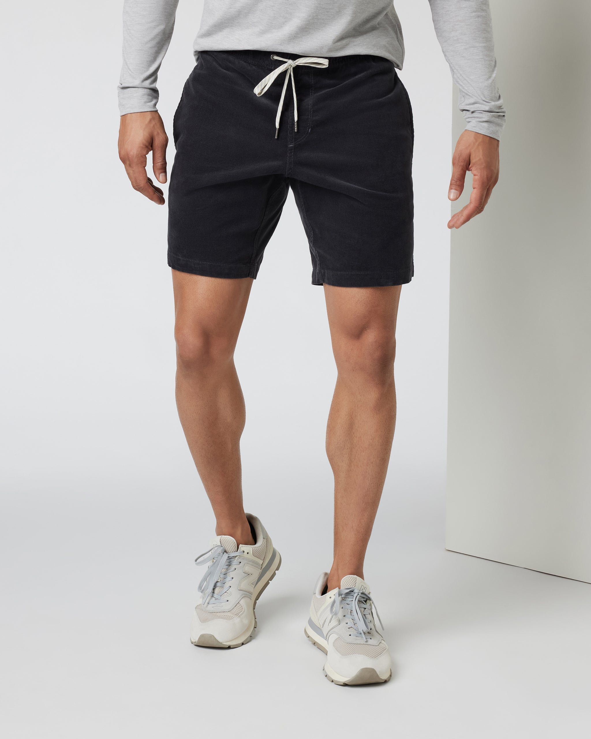 Optimist Short | Charcoal