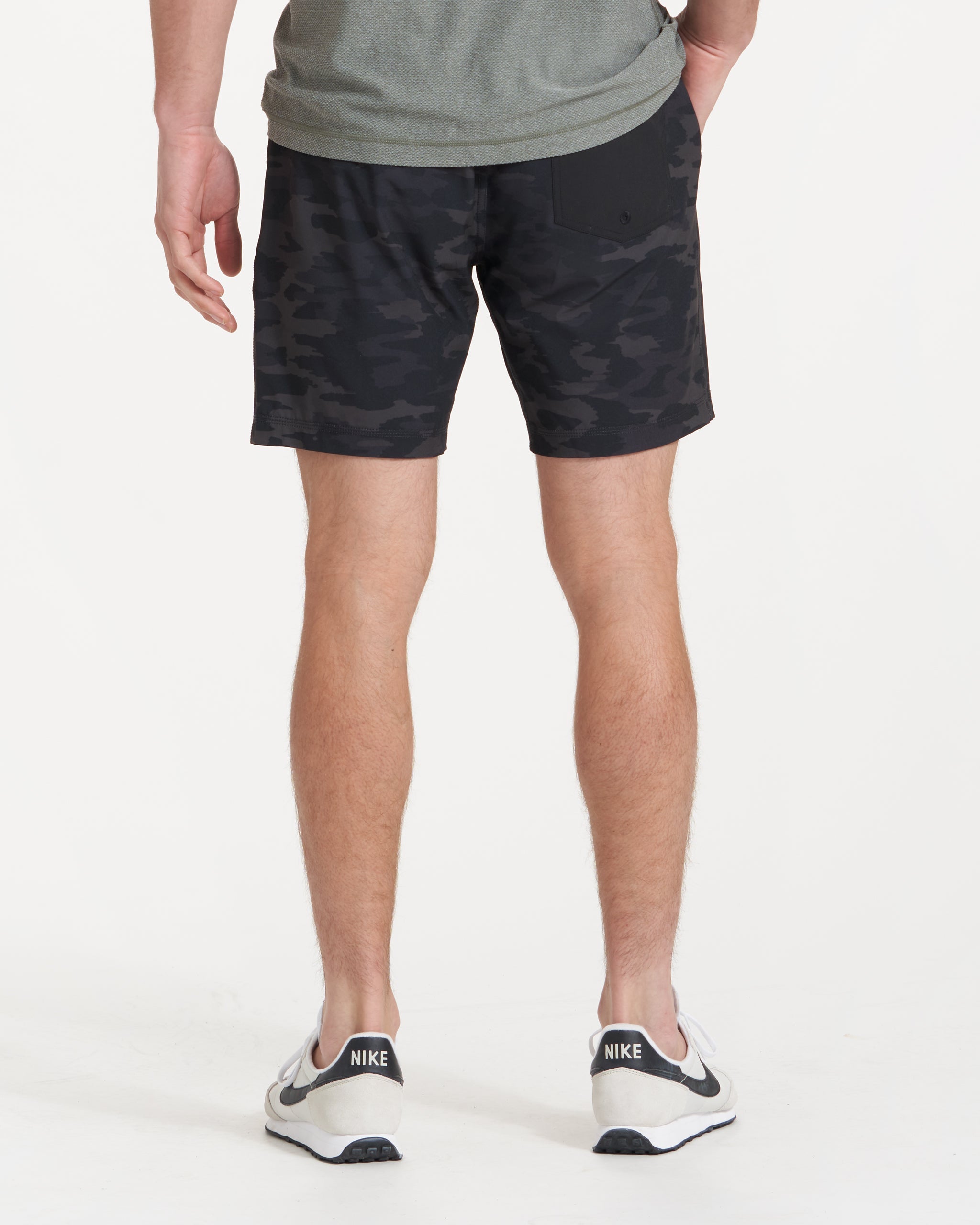 Kore Short Unlined 7" | Black Watercolor Camo