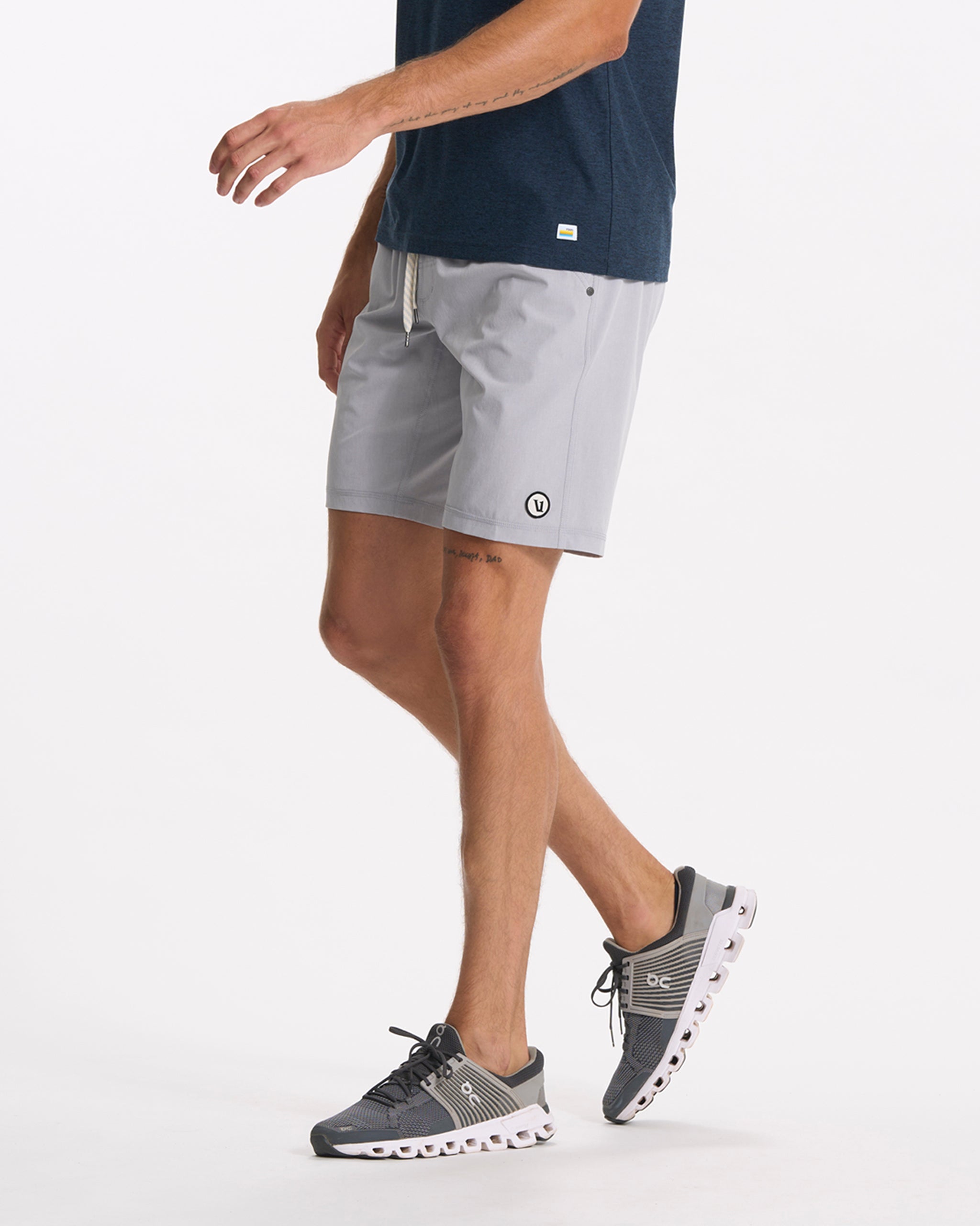 Kore Short Lined 9" | Platinum Linen Texture