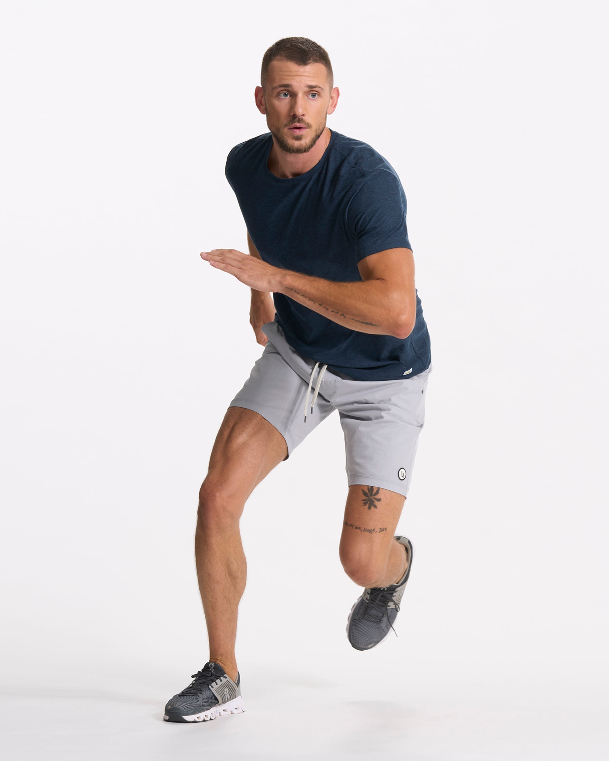 Kore Short Lined 9" | Platinum Linen Texture