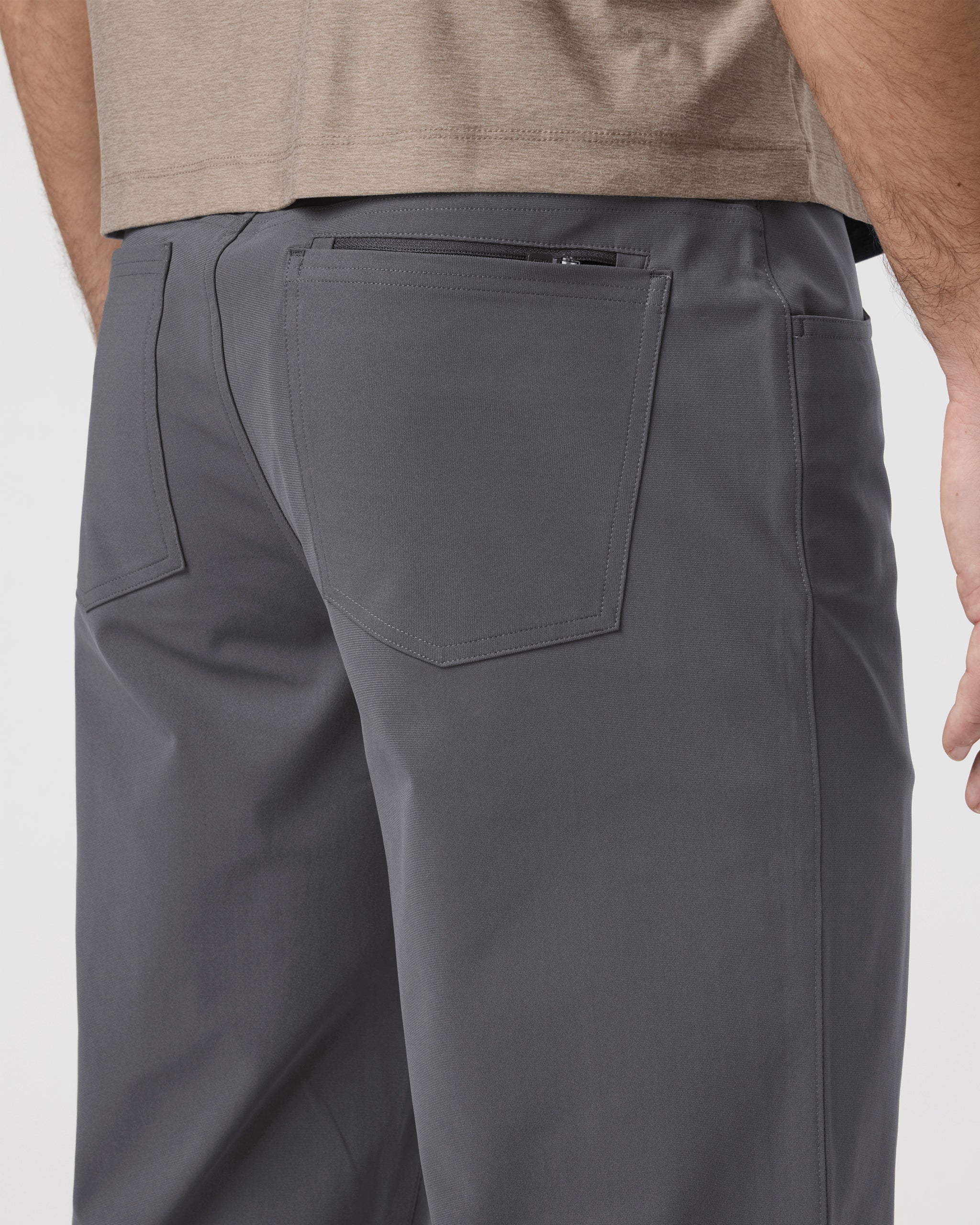 Meta Pant Relaxed Fit 30" | Charcoal