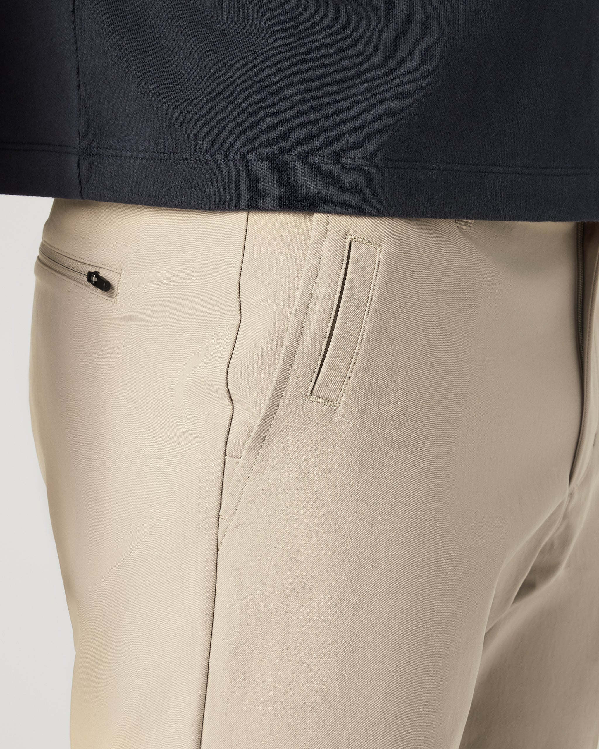 Cascade Tech Chino Pant Classic Fit 32" | Trench