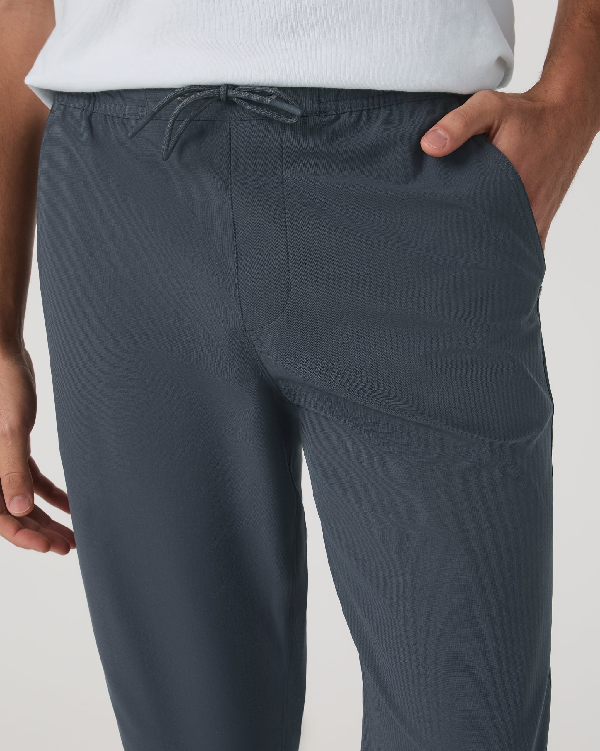 Meta Elastic Waist Pant Classic Fit 32" | Charcoal