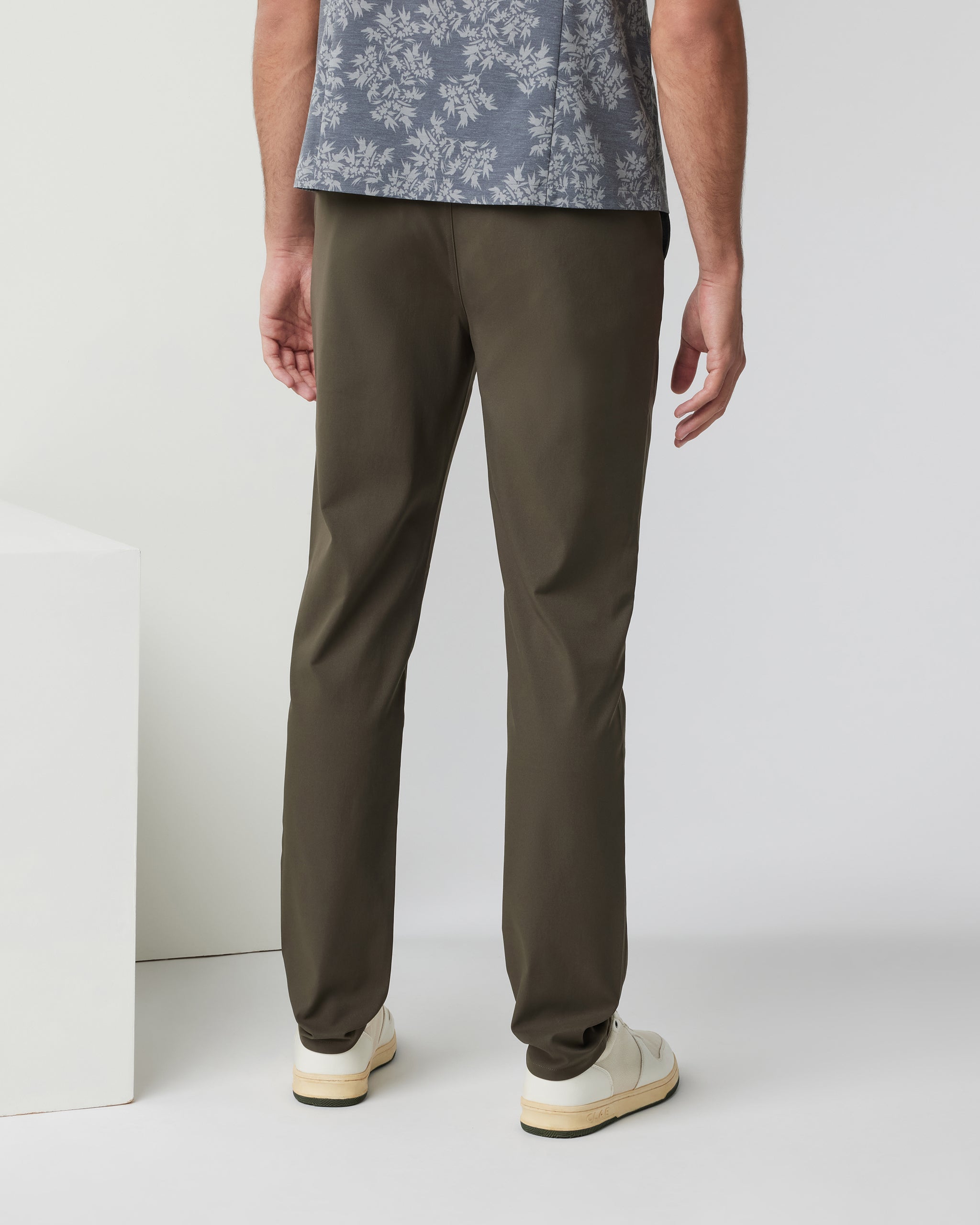 Cascade Tech Chino Pant Athletic Slim Fit 32" | Dark Oregano