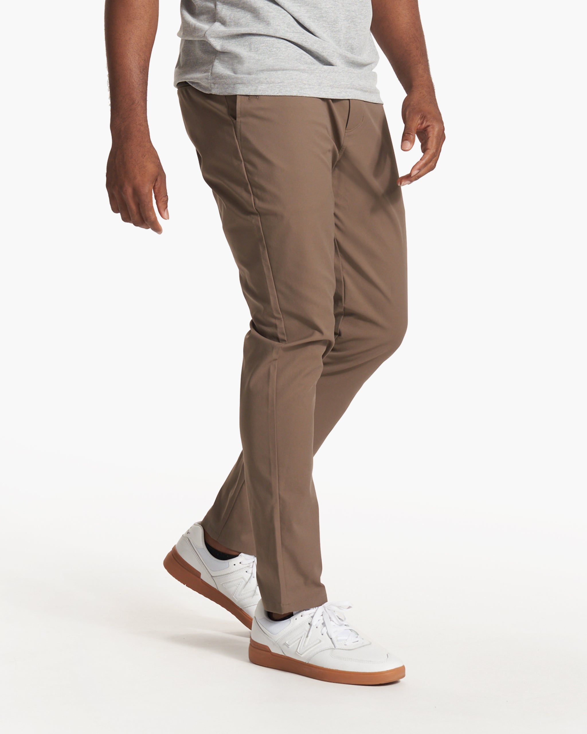 Cascade Tech Chino Pant Athletic Slim Fit 30" | Greige