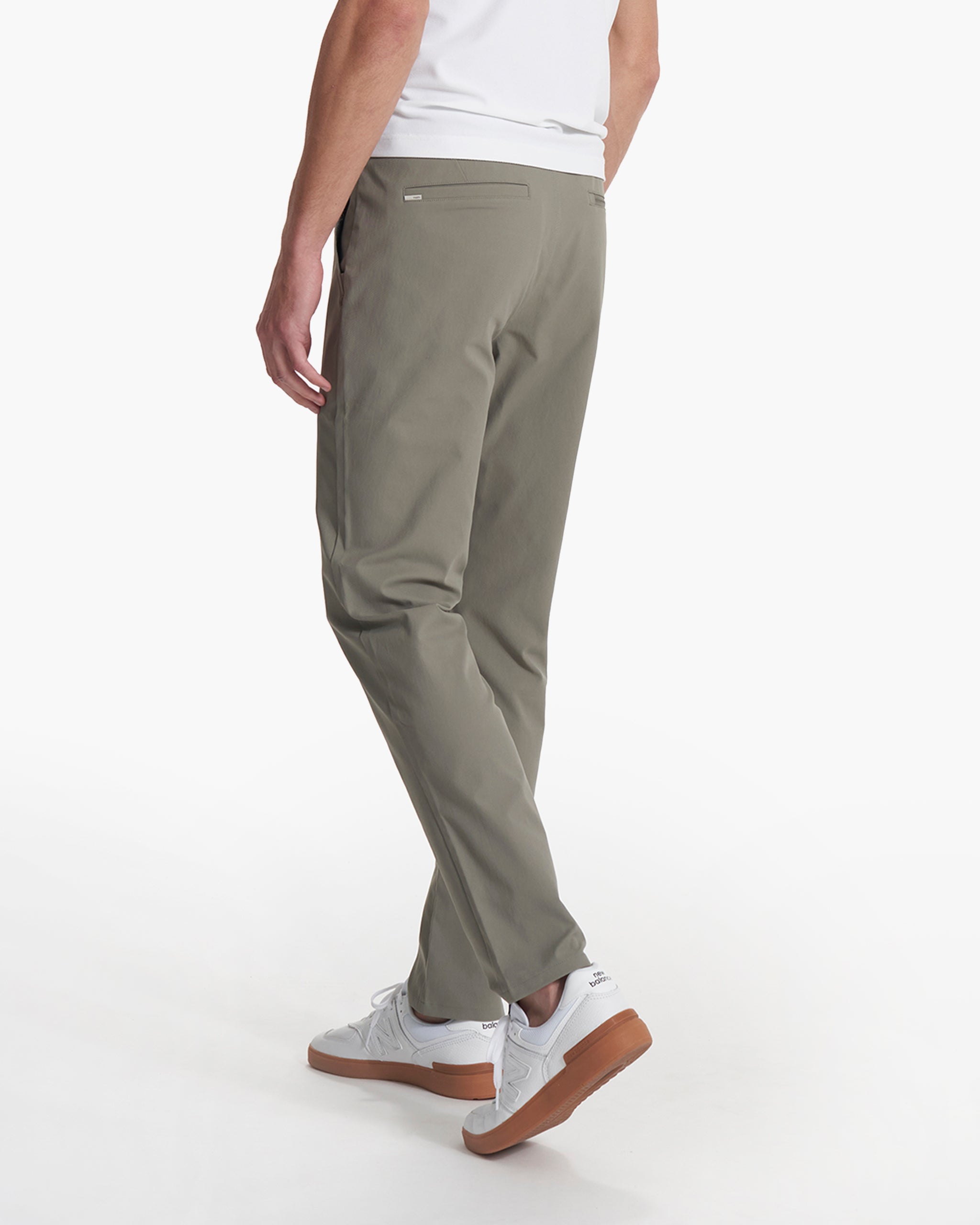 Cascade Tech Chino Pant Athletic Slim Fit 30" | Woodash