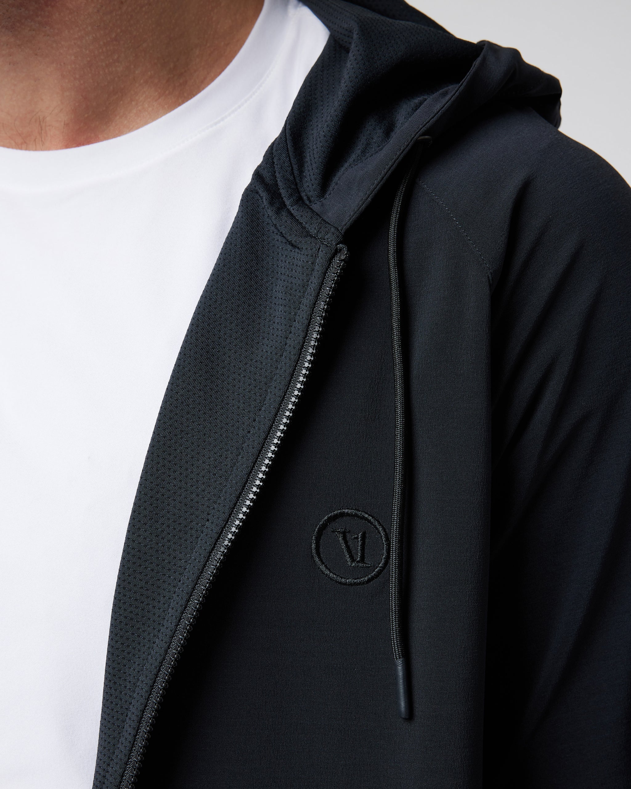Elevate Kore Jacket | Black