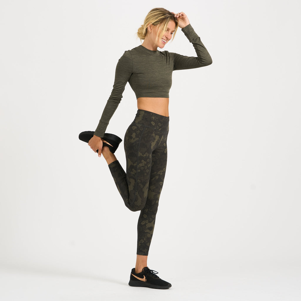 Long-Sleeve Lux Crop Tee | Oregano Heather