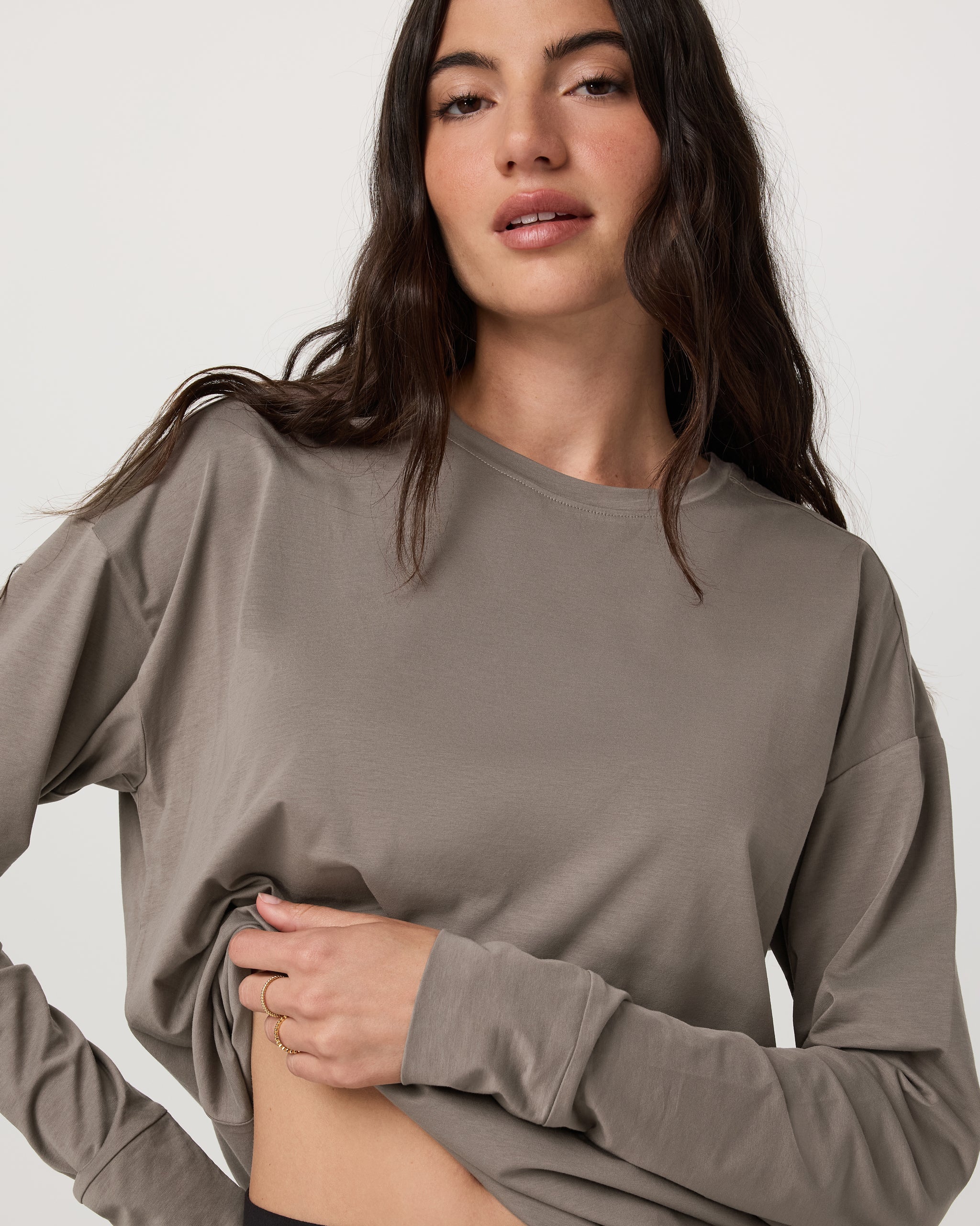 Long-Sleeve Feather Tee | Smokey Taupe