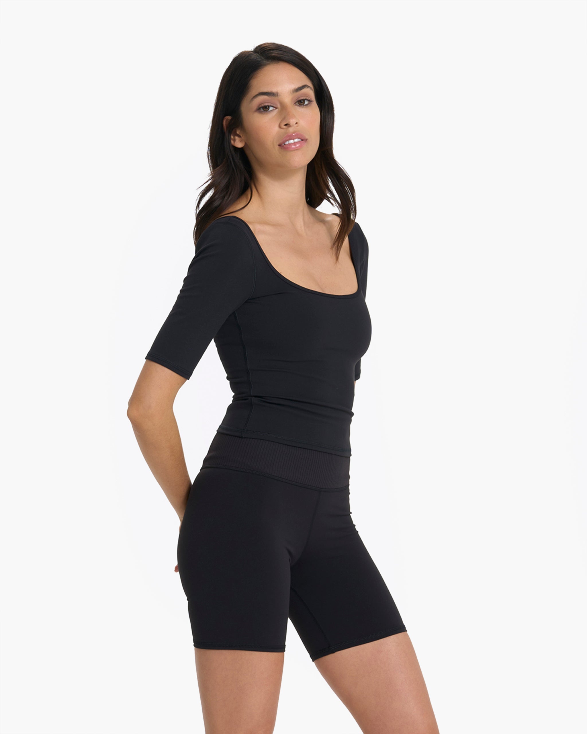 Avant Top | Black