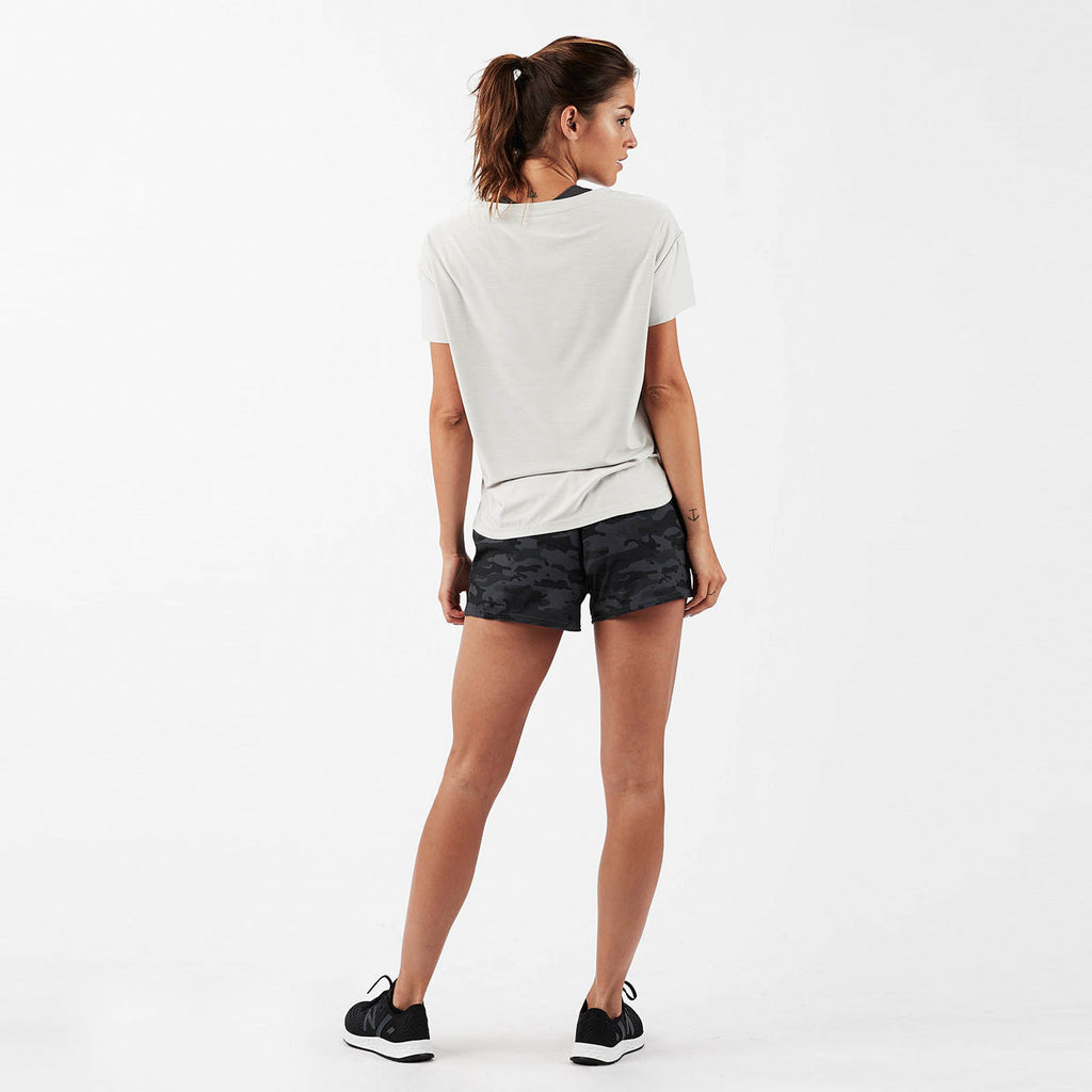 Lux Performance Tee | Dove Grey