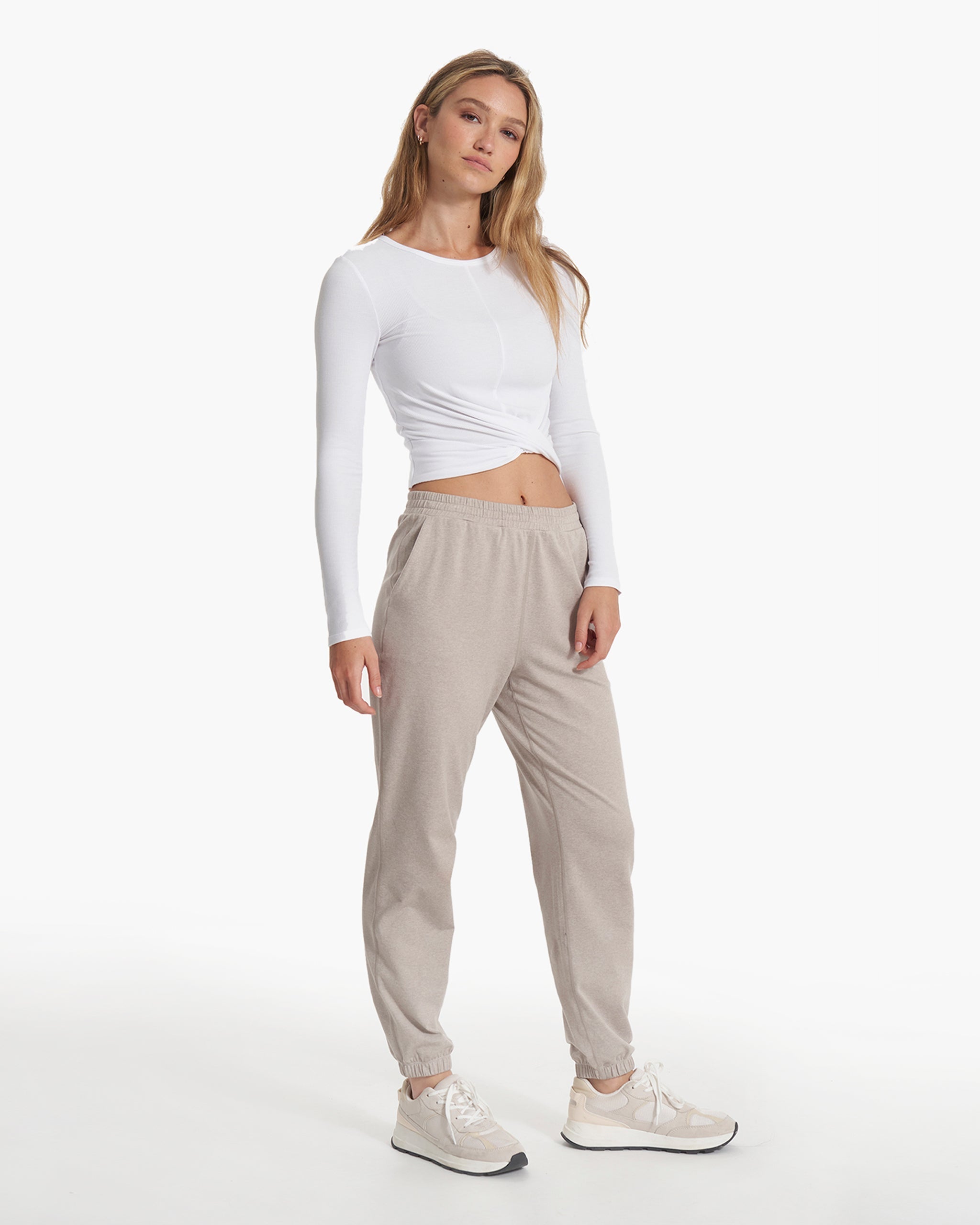 Long Sleeve Cove Twist Tee | White